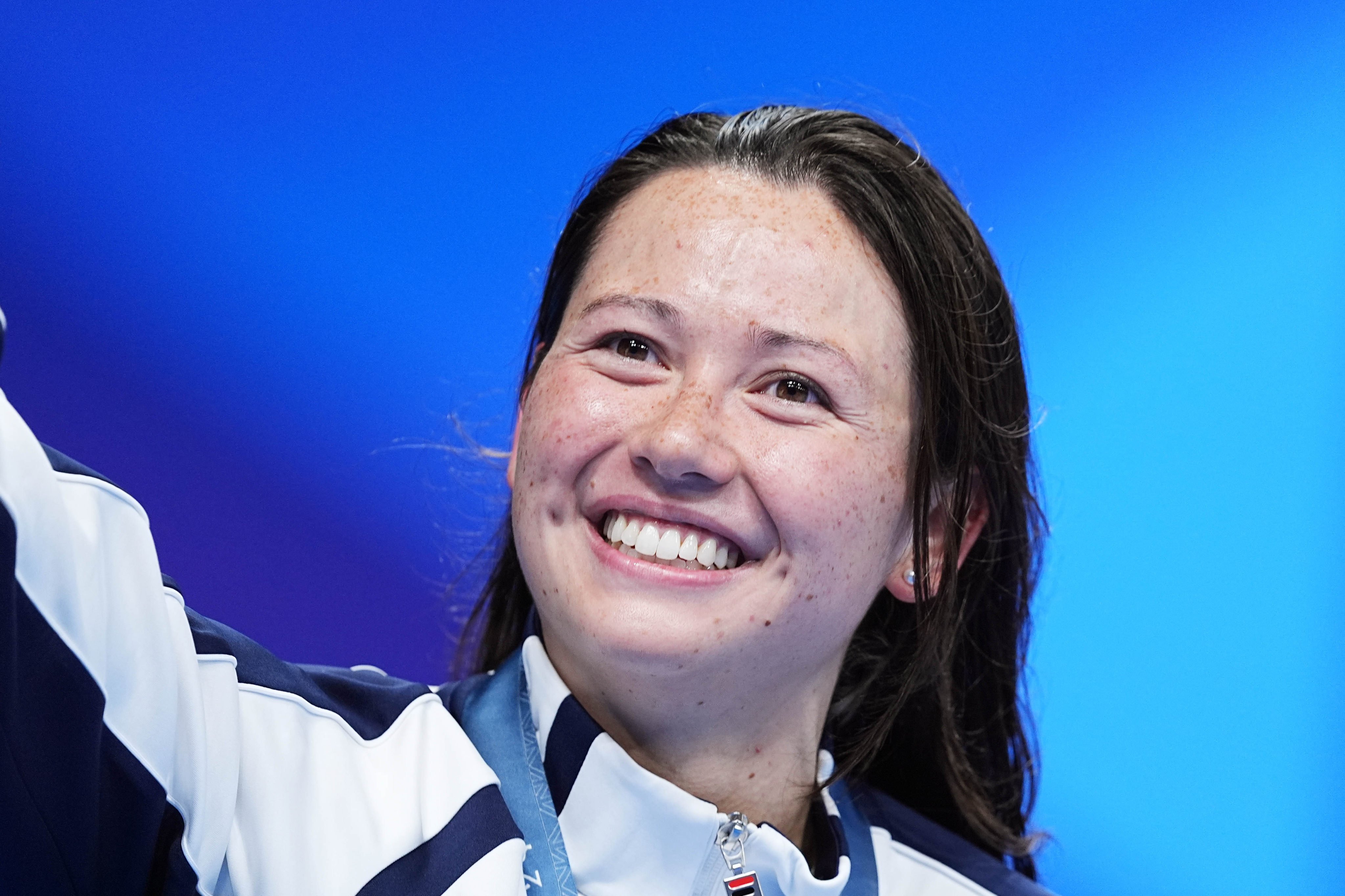 Siobhan Haughey stands on the Paris podium after winning her second bronze of the 2024 Olympics. Photo: Xinhua