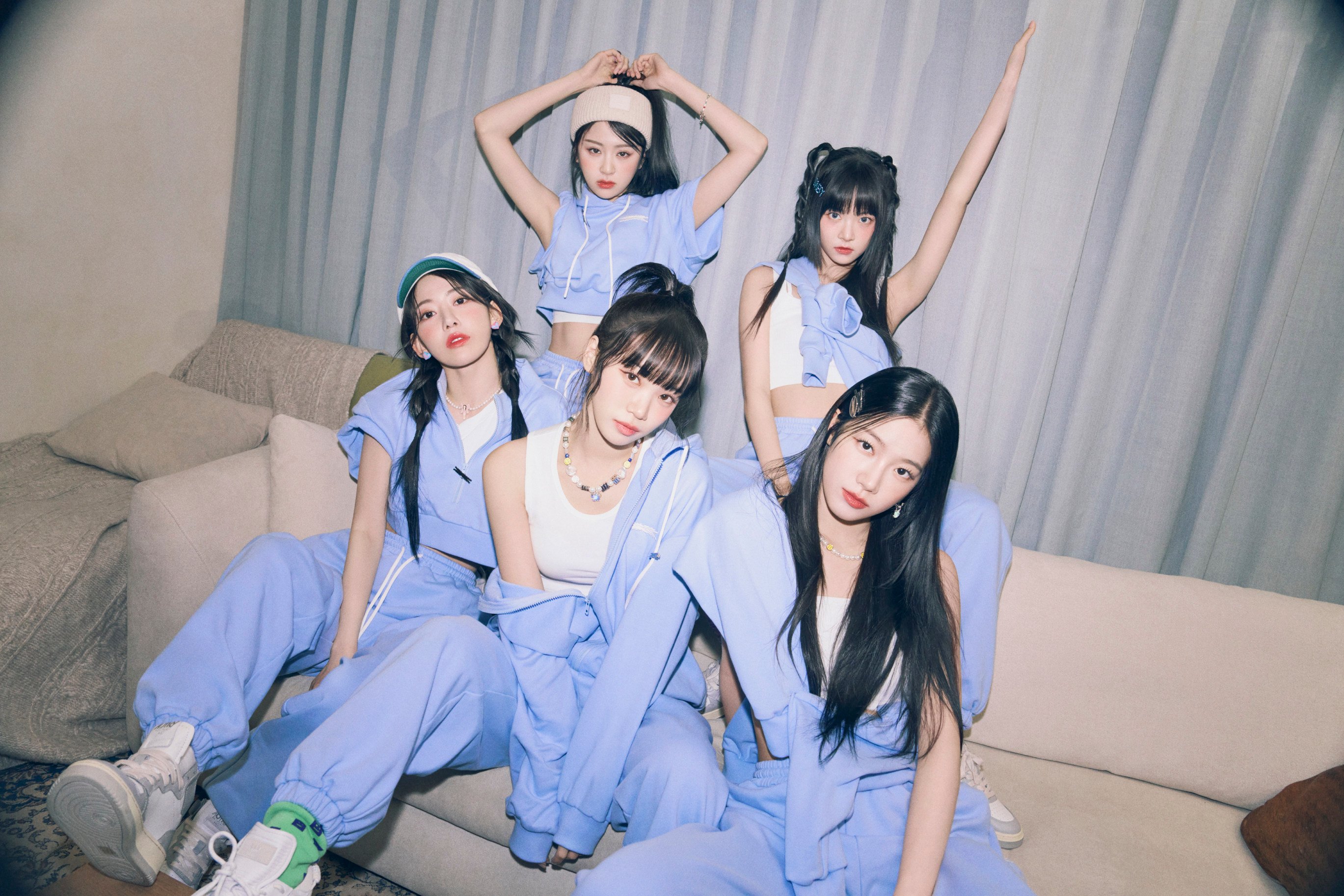 Blackpink: Queens of K-Pop, (Hardcover) - Walmart.com