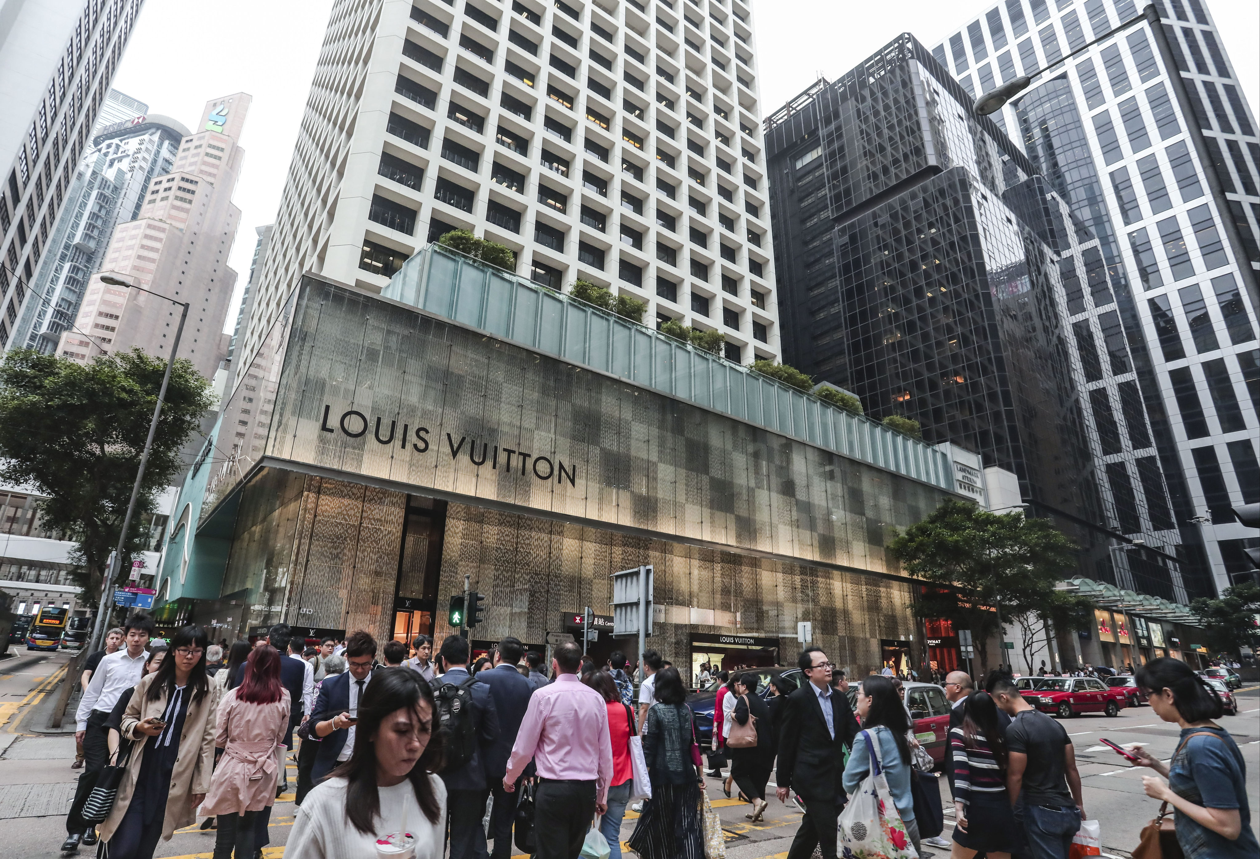 A view of Hongkong Land’s Landmark in Central. Photo: Jonathan Wong