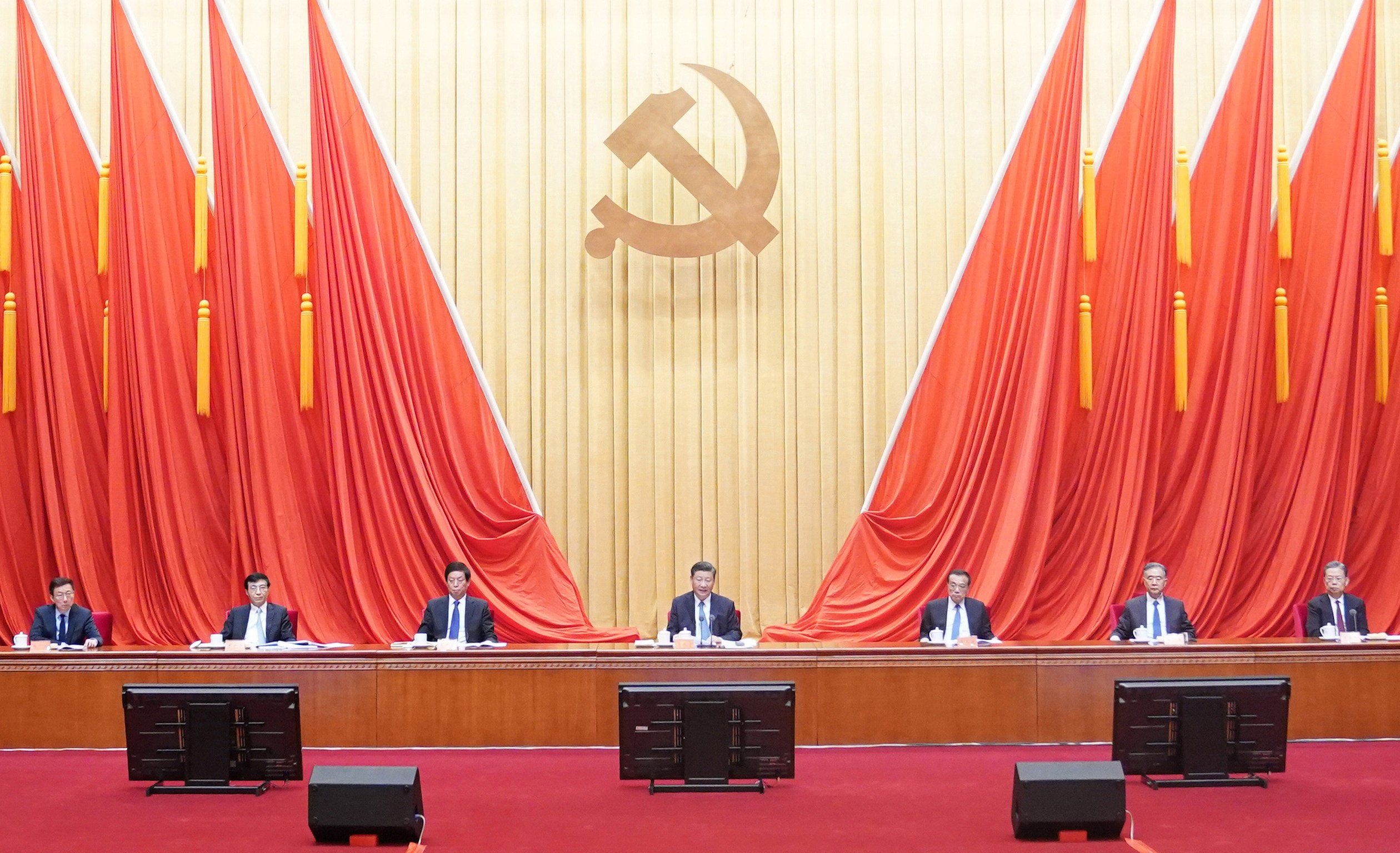 Chinese President Xi Jinping (centre) has called for the country’s anti-corruption watchdog to target sectors where “power is centralised with abundant funds and rich resources”, including finance, state-owned enterprises, energy, medicine and infrastructure projects. Photo: Xinhua