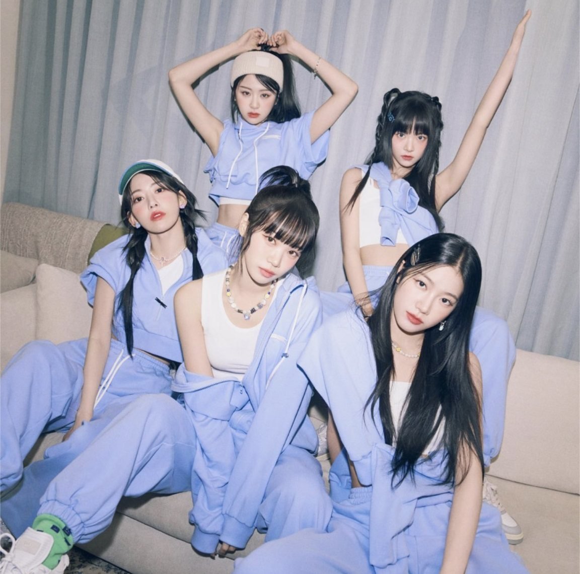 K-pop girl group Le Sserafim have released a fly-on-the-wall documentary. Photo: Source Music
