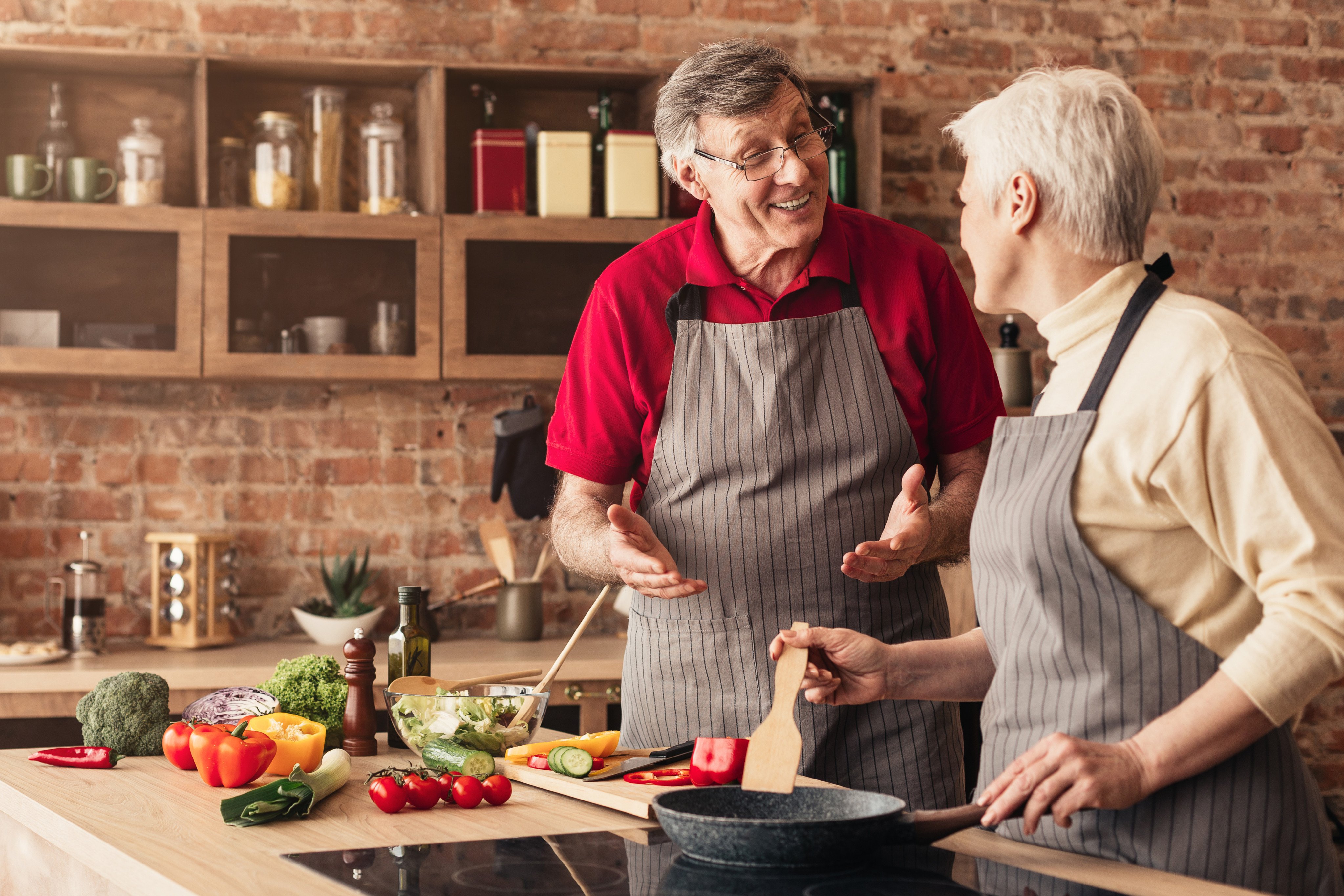 Diet is a lifestyle factor linked to preventing or even reversing Alzheimer’s disease, according to new research. Photo: Shutterstock