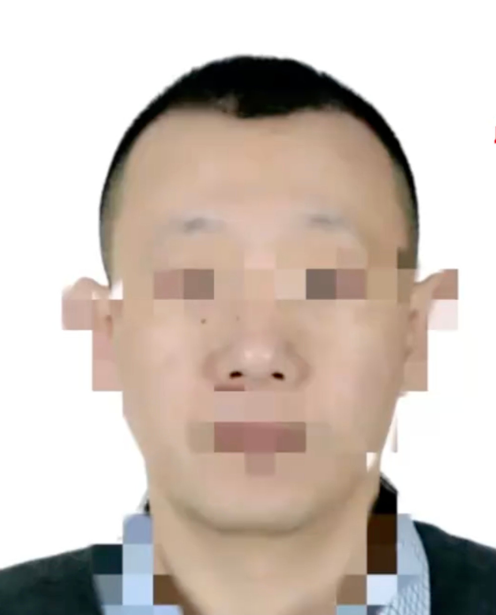 One of the doctors, above, ended up in intensive care. He said his injuries resulted from a “fall”. Photo: Baidu