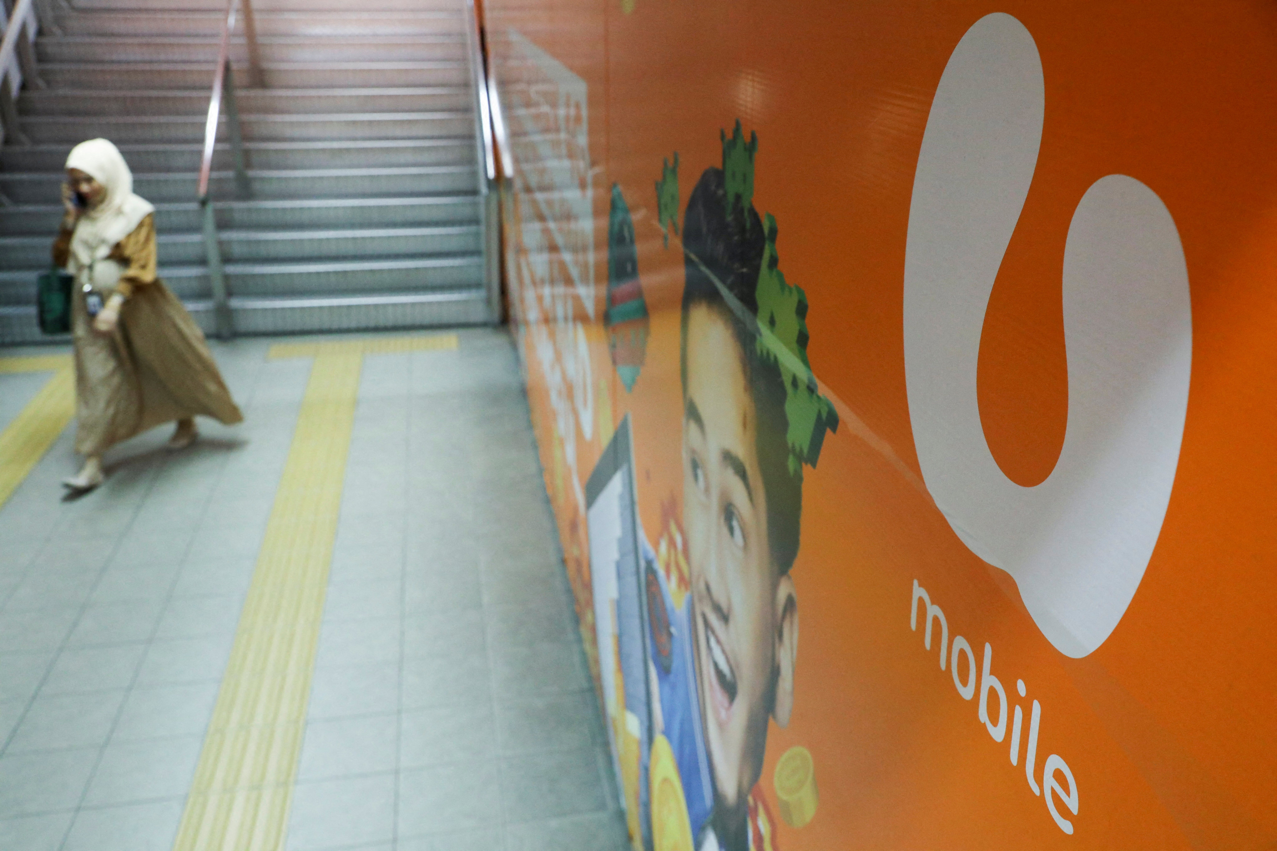 Malaysia’s mobile communications provider U-Mobile is reportedly planning a US$500 million listing. Photo: Reuters