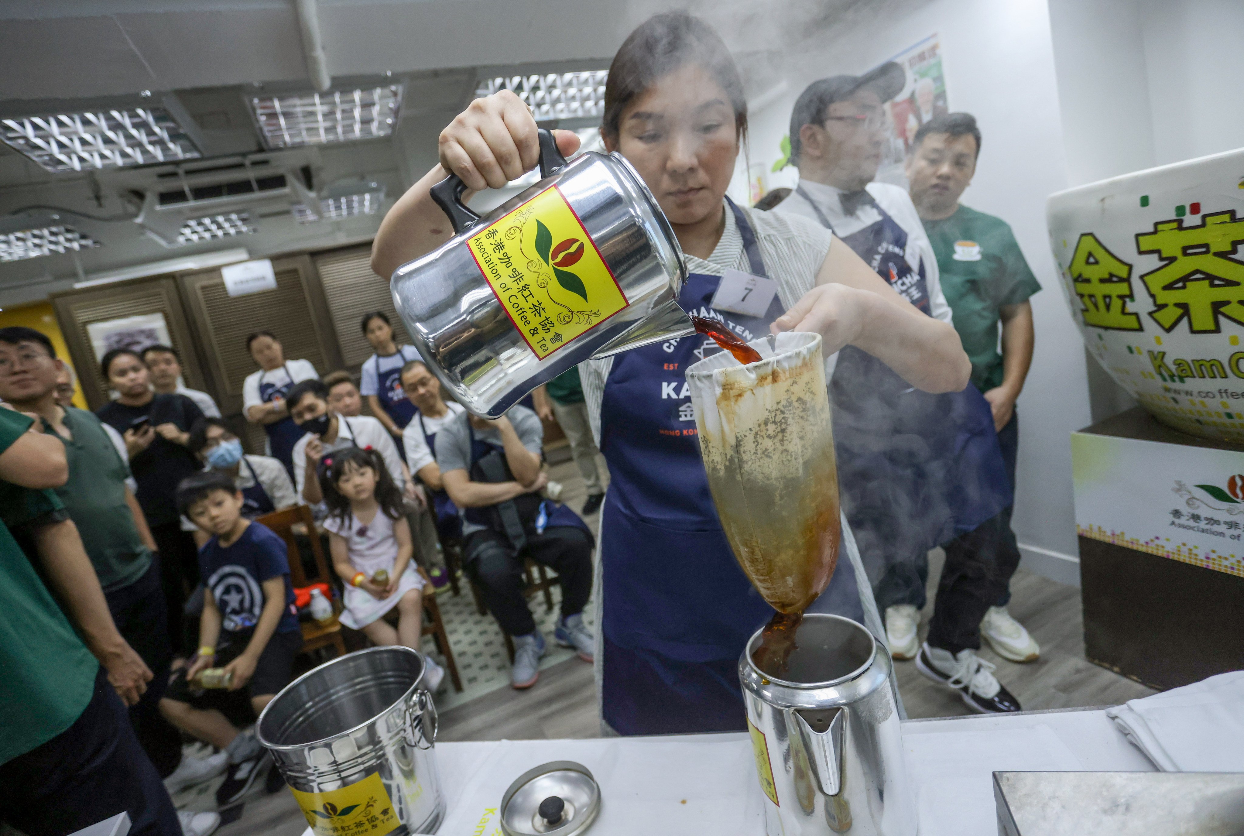 Some Hong Kong businesses are taking milk tea upmarket. Photo: Jonathan Wong