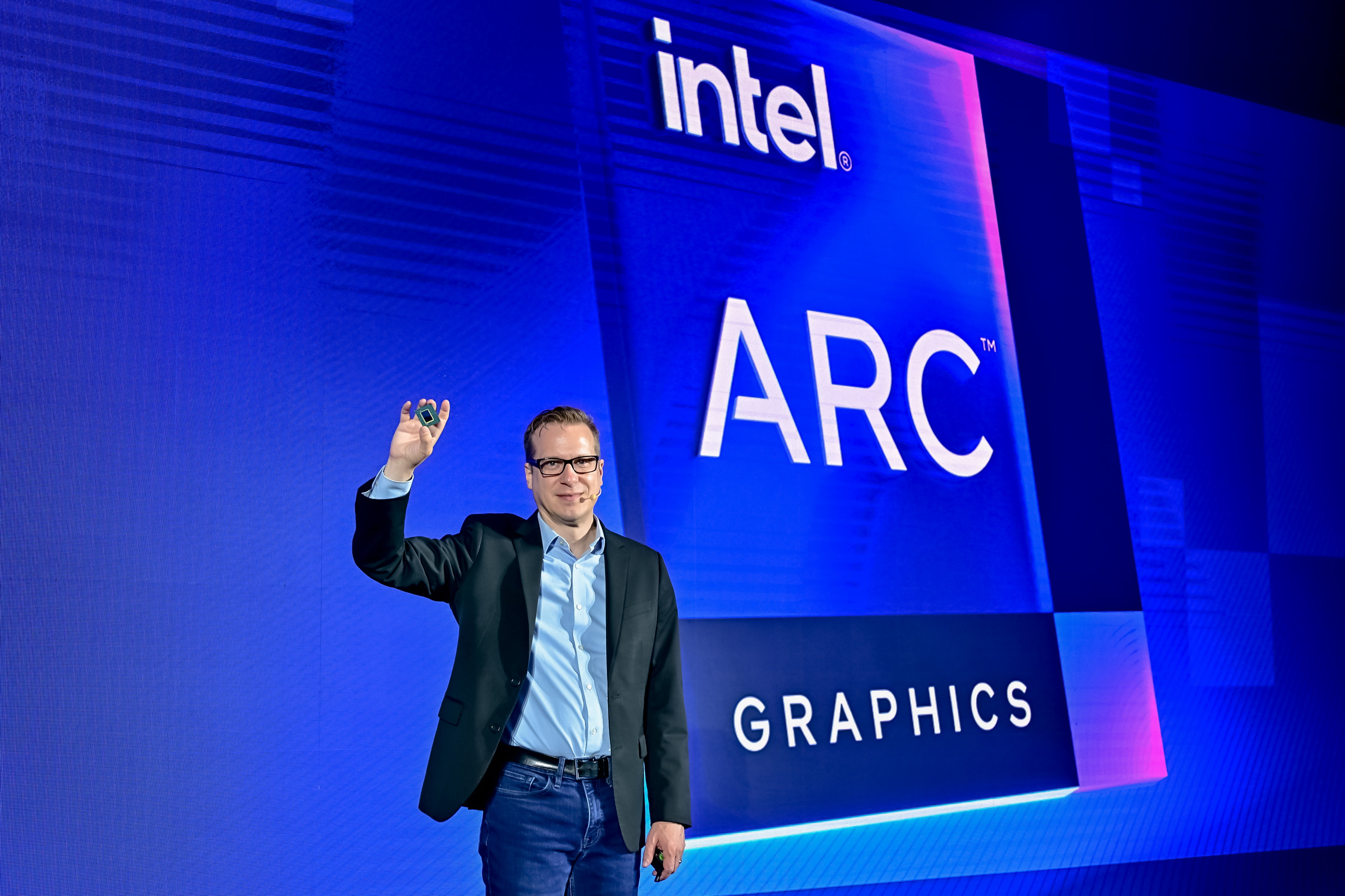 Jack Weast, vice-president and general manager of Intel Automotive, shows the firm’s new discrete graphics processing unit at a launch event in Shenzhen. Photo: Intel