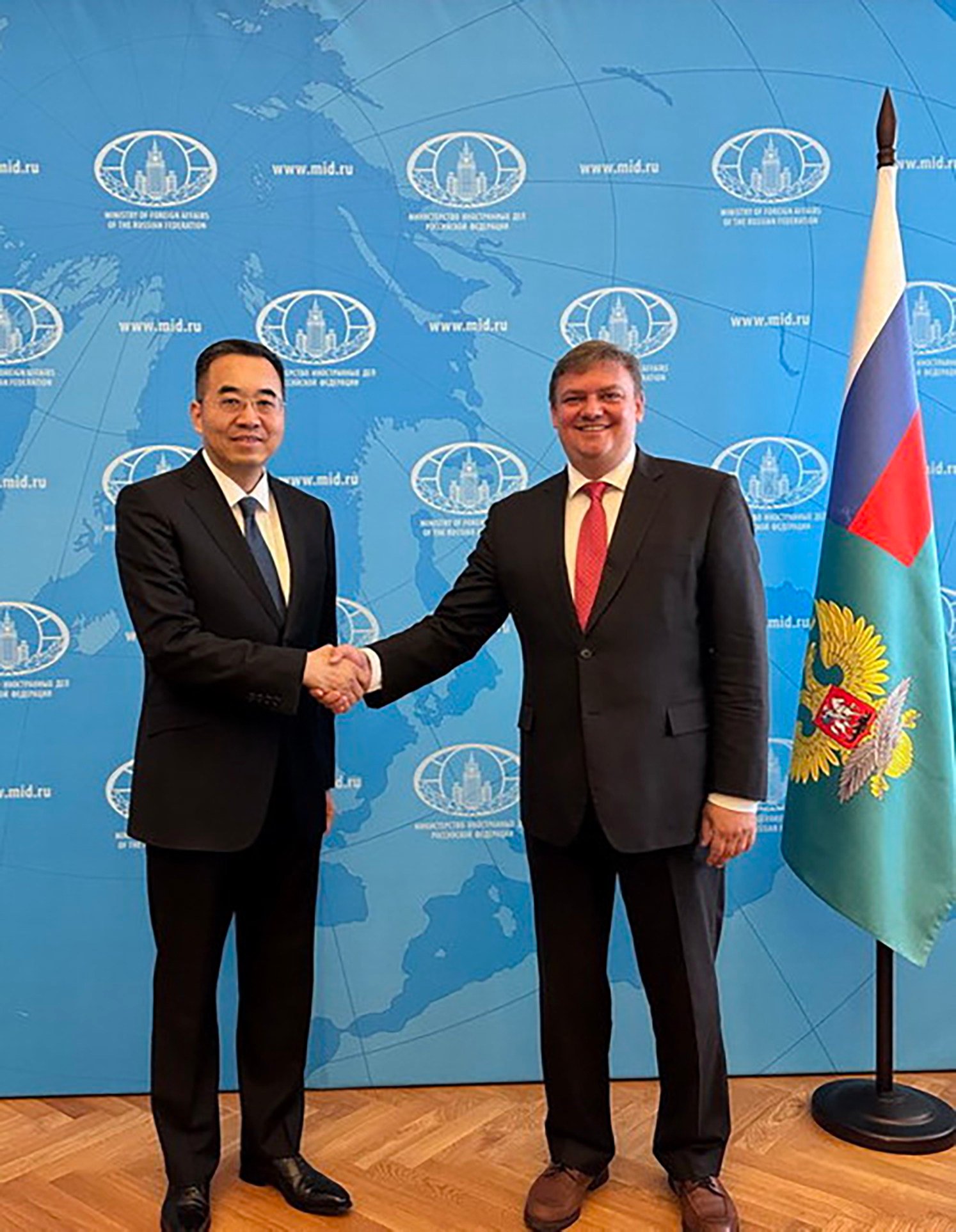 Chinese representative Ma Xinmin and his Russian counterpart Sergey Belousko, at the talks in Moscow. Photo: Chinese foreign ministry