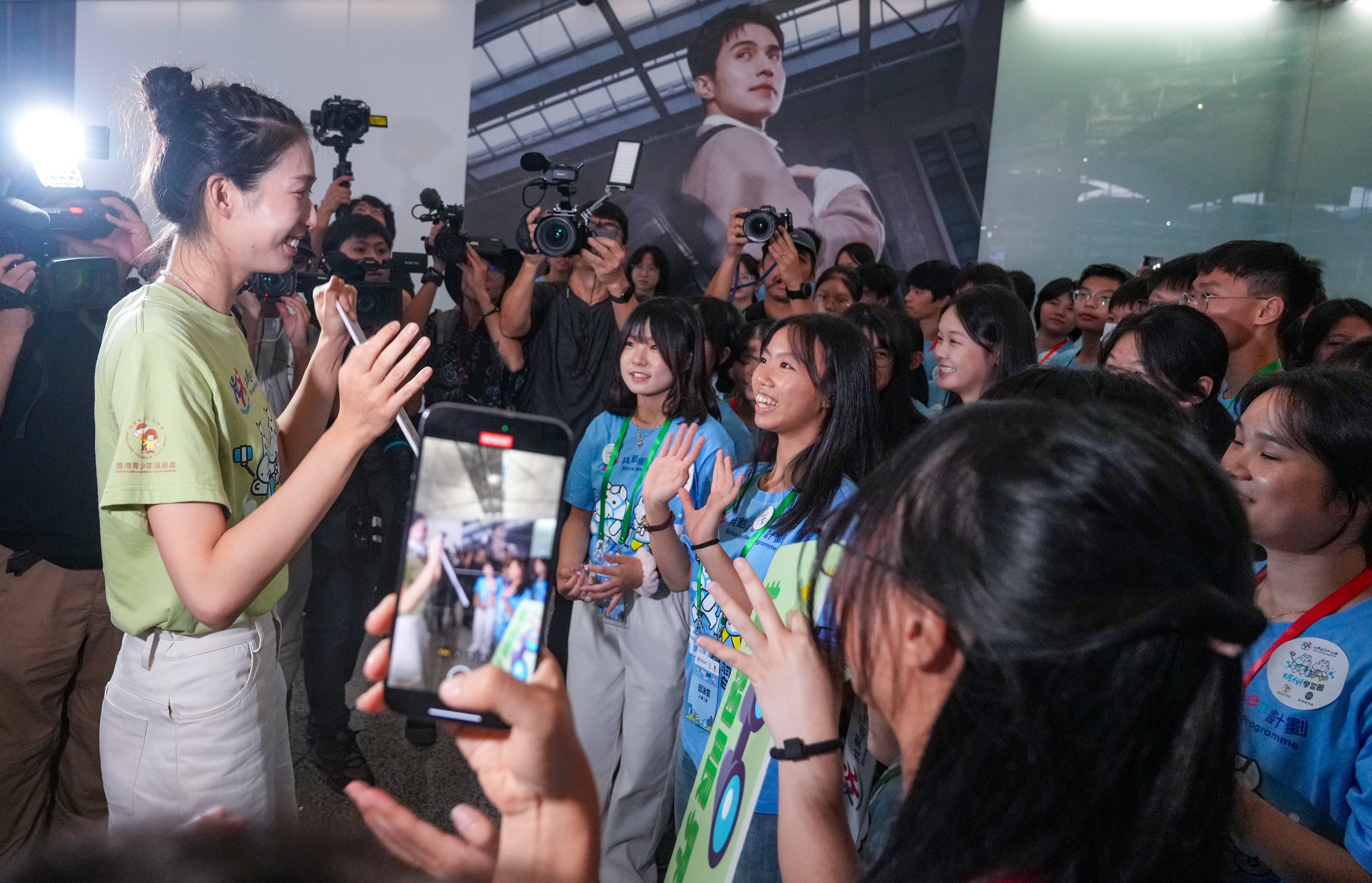 Olympic medallist Vivian Kong (left) joins students on a mentorship trip to the mainland. Photo: Sam Tsang