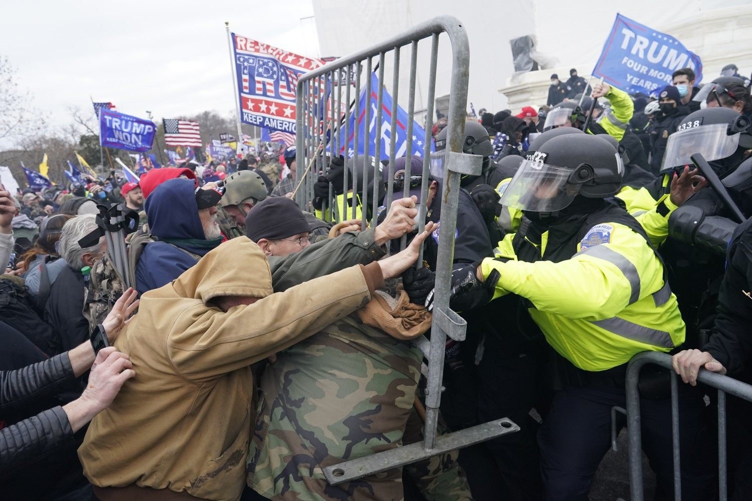 Trump supporters push against a police barricade at the US Capitol on January 6, 2021. A US survey revealed that the leading national security concern is the possibility of domestic terrorism and political violence, particularly around the coming presidential election. Photo: Los Angeles Times/TNS