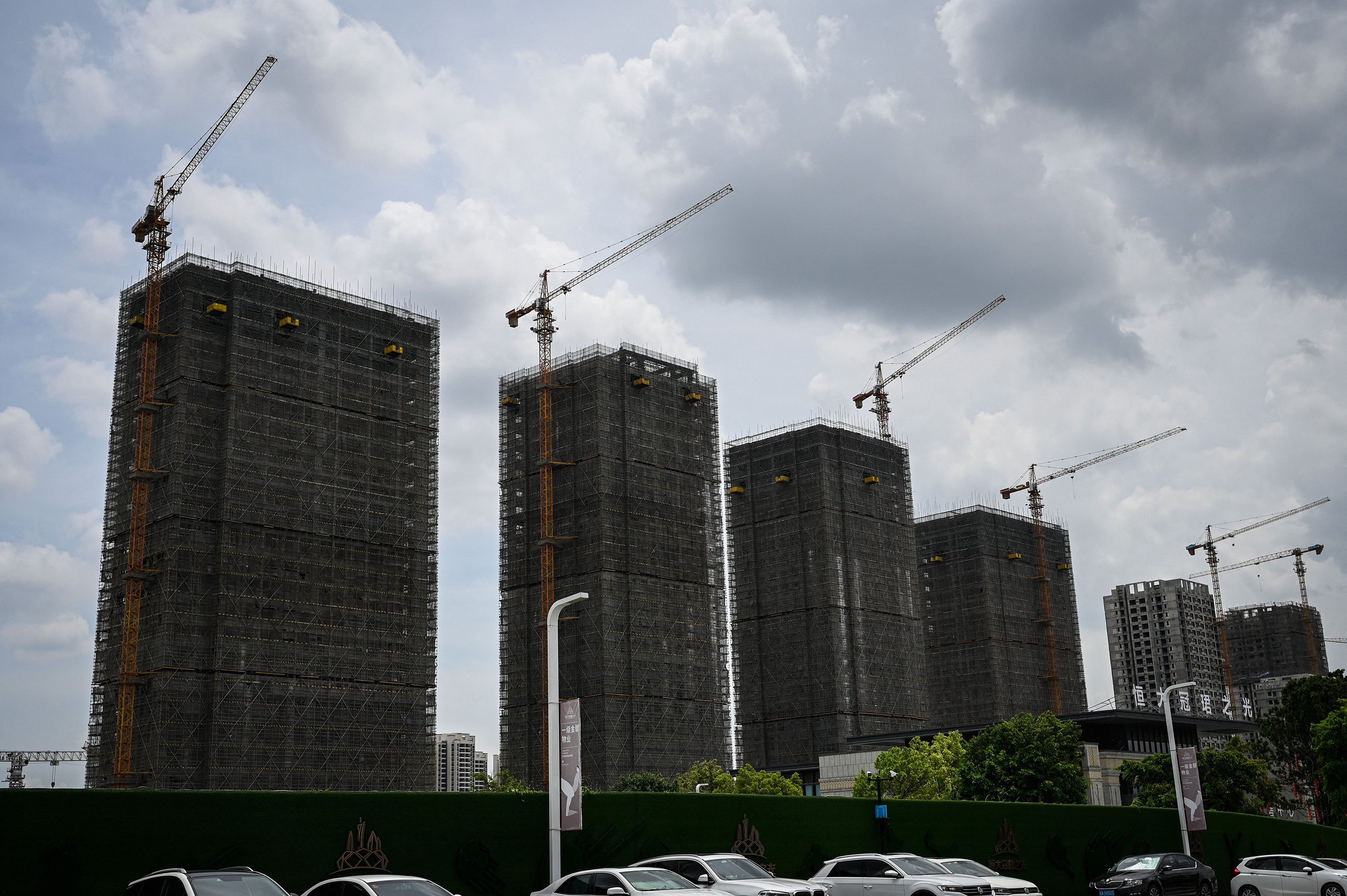 A file photo shows Evergrande residential buildings under construction in Guangzhou, in China’s southern Guangdong province, on July 18, 2022. Photo: AFP