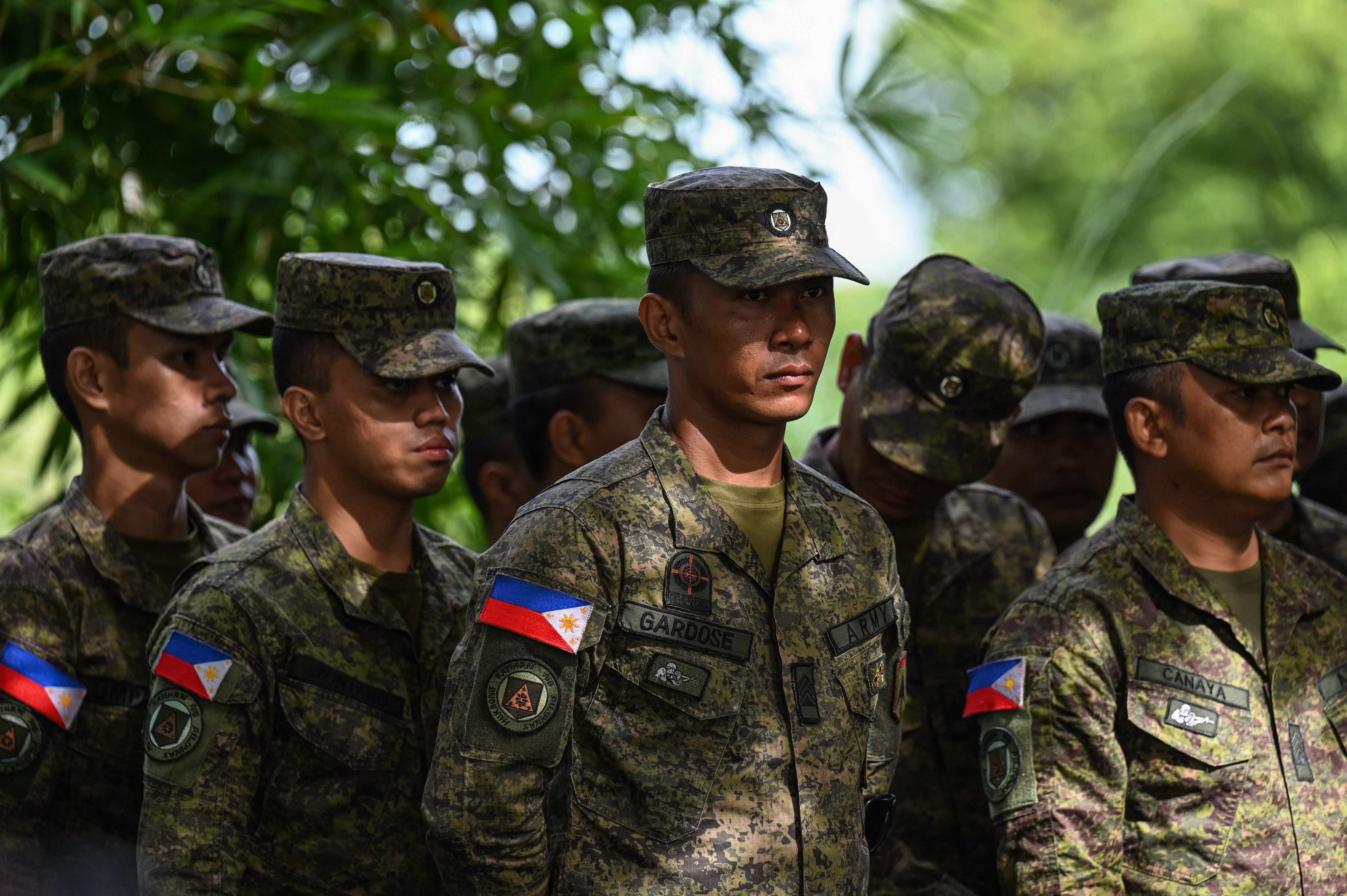 Filipino soldiers stand in formation during the joint military exercise between the US and the Philippines at Laur, Nueva Ecija on August 9. Photo: AFP