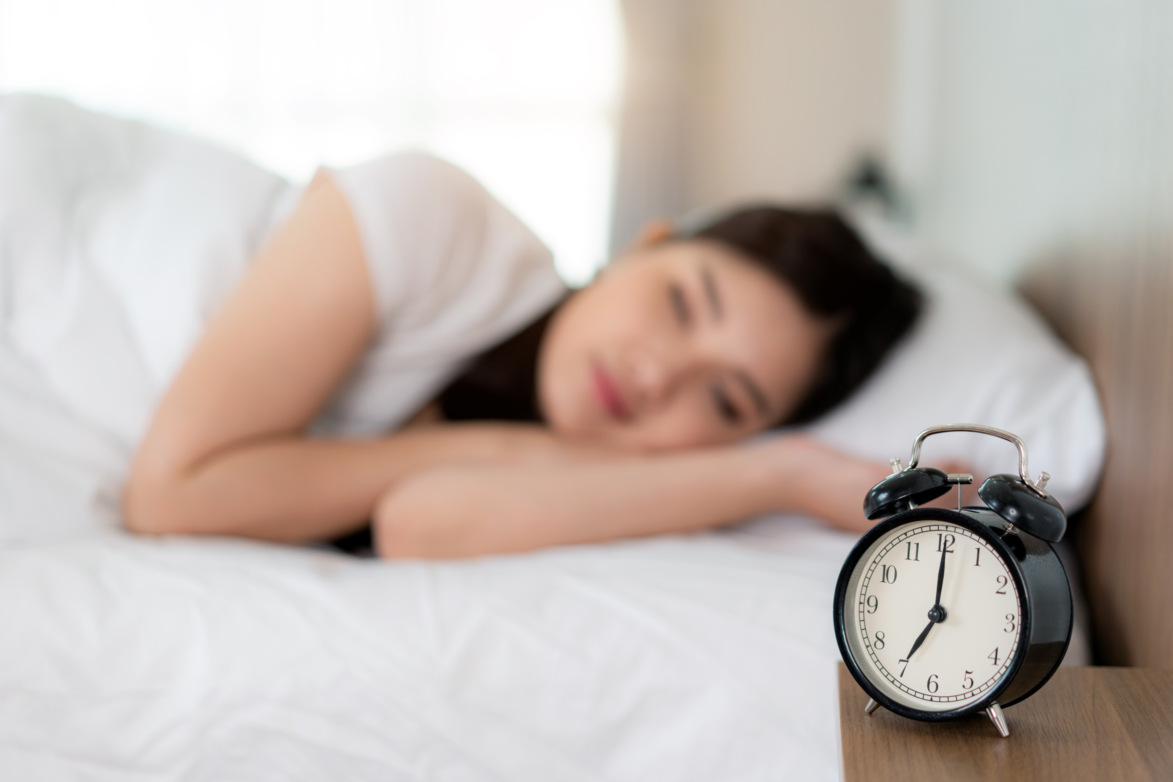 Having a consistent sleep schedule helps lower your risk of developing type 2 diabetes, according to new research. Photo: Shutterstock