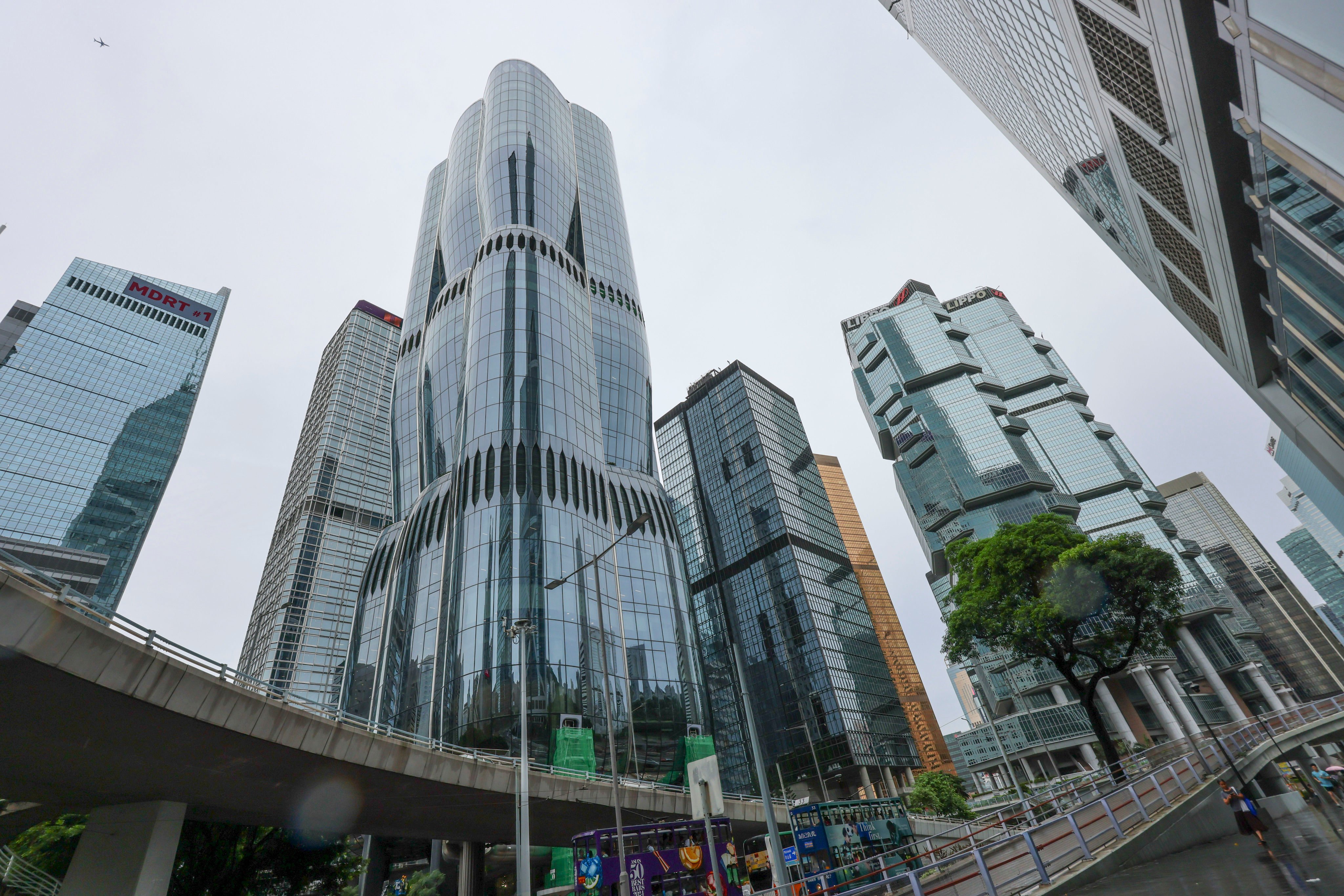 Henderson Land’s eponymous office tower The Henderson stands amid other office buildings in Central on July 28, 2024. Photo: Jelly Tse