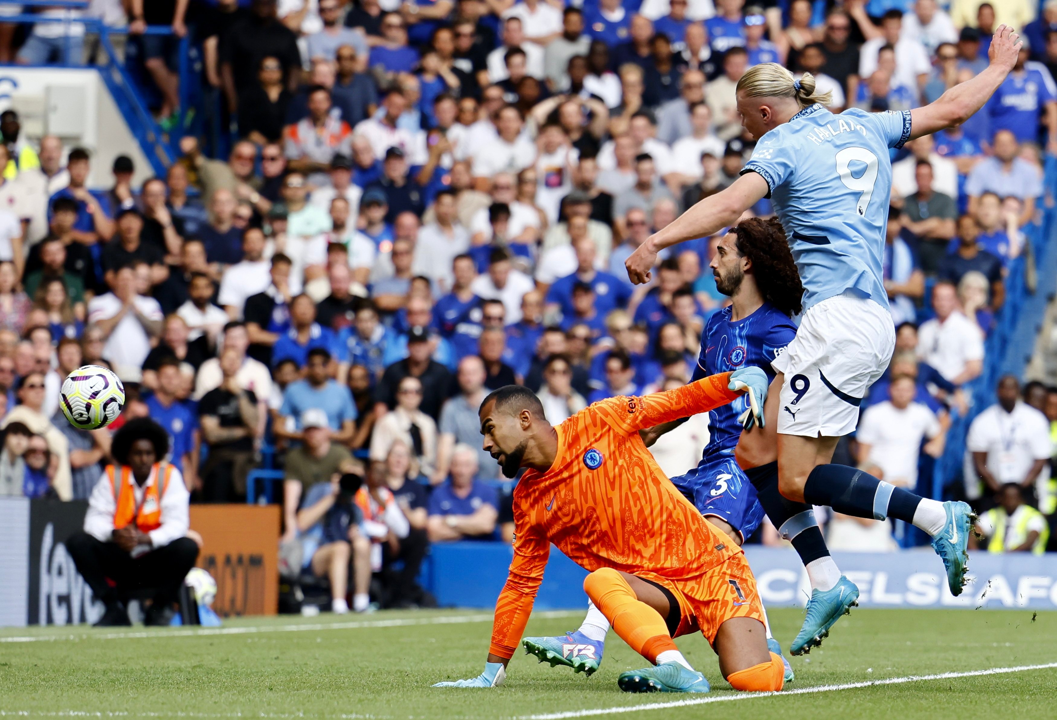 Erling Haaland scores Manchester City’s first against Chelsea. Our tip is to make the striker your captain for Gameweek 2. Photo: EPA-EFE