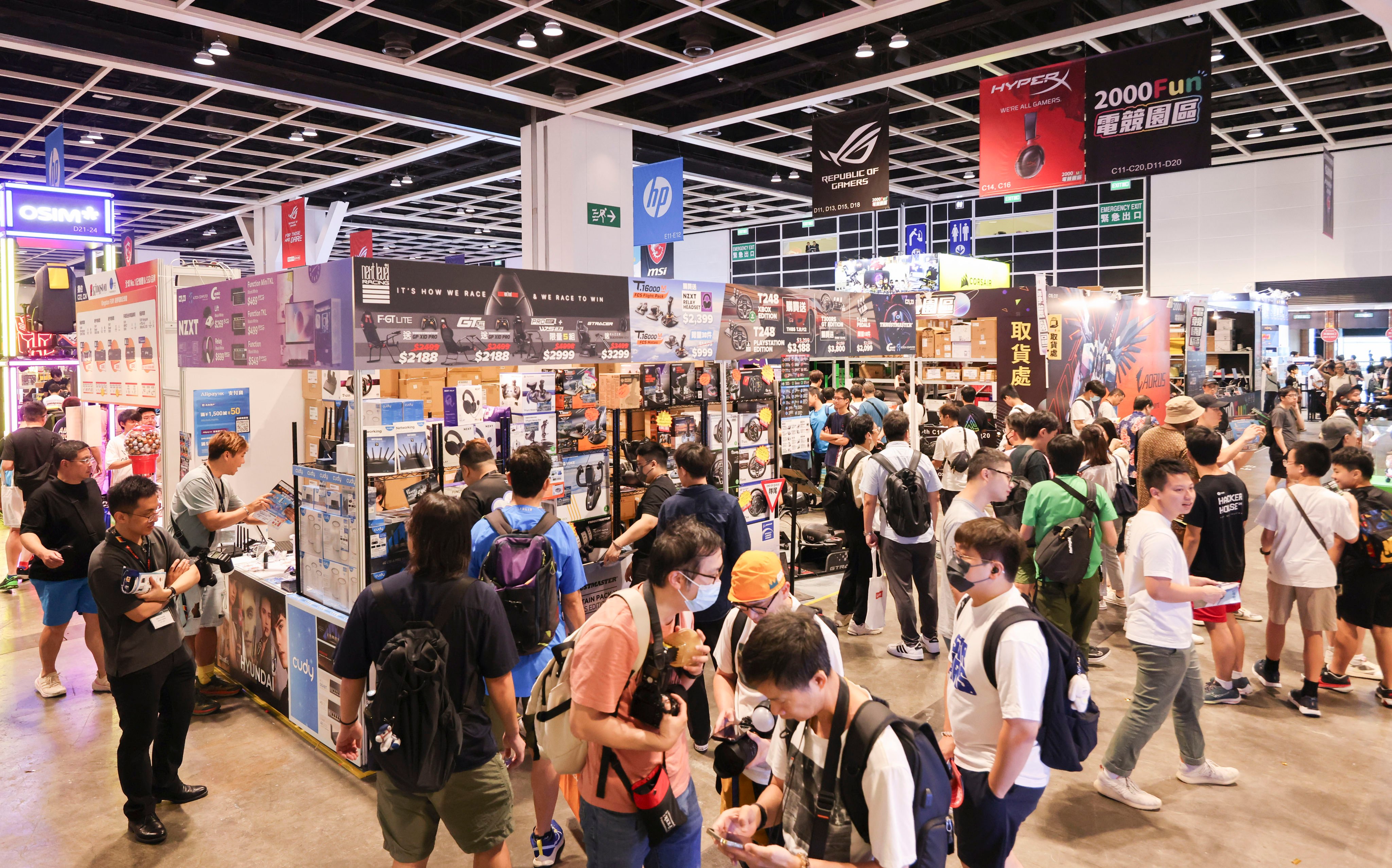 The four-day computer fair began on Friday at the Hong Kong Convention and Exhibition Centre in Wan Chai. Photo: Jelly Tse