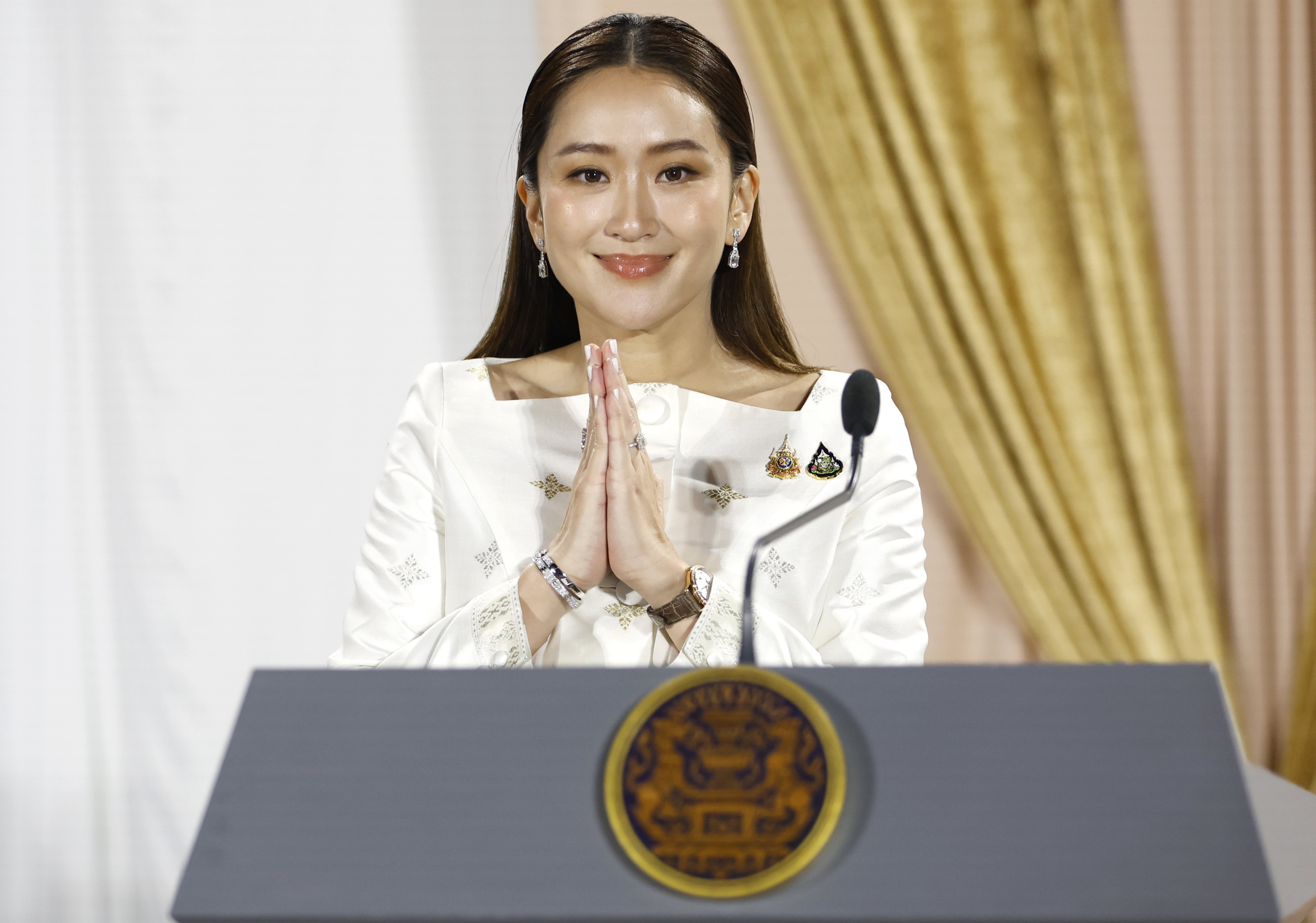 Paetongtarn Shinawatra, Thailand’s youngest prime minister, brings a new fashion style to her country’s cabinet. Photo: EPA-EFE