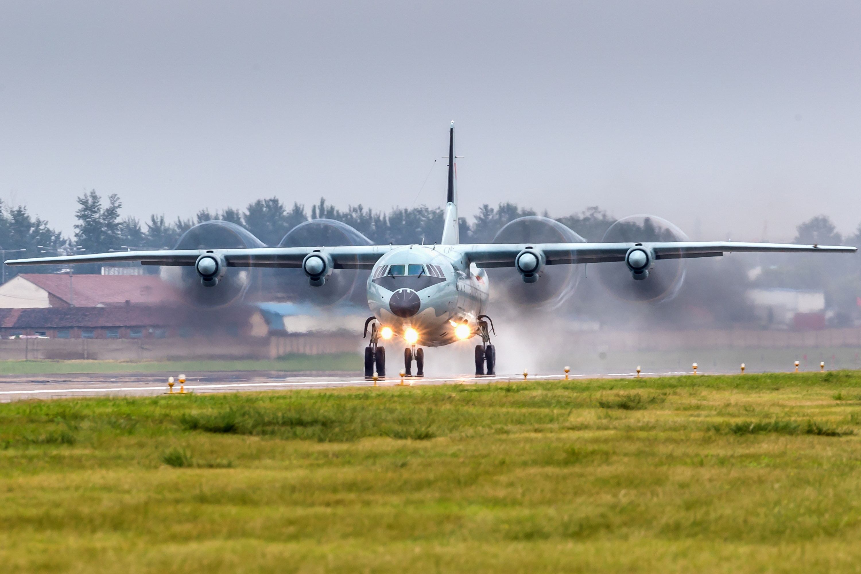 A PLA air force Y-9 transport aircraft is seen during a training exercise in 2018. Japan’s defence ministry said a Chinese Y-9 aircraft entered its airspace on Monday. Photo: Xinhua