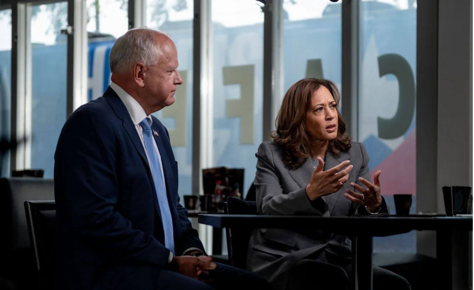 Minnesota Governor Tim Walz and US Vice-President Kamala Harris are interviewed by CNN’s Dana Bash on Thursday in Savannah, Georgia. Photo: CNN