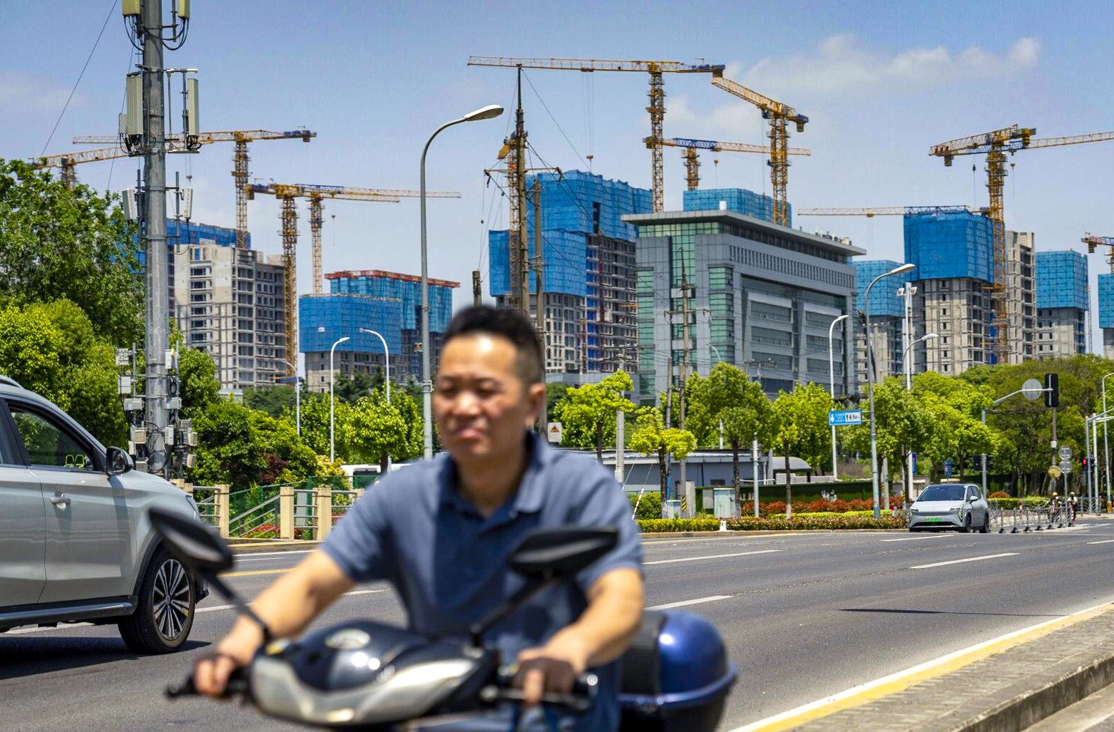 Residential buildings under construction at China Vanke’s Langshi Flower Language development in Shanghai, pictured on May 24, 2024. Photo: Bloomberg