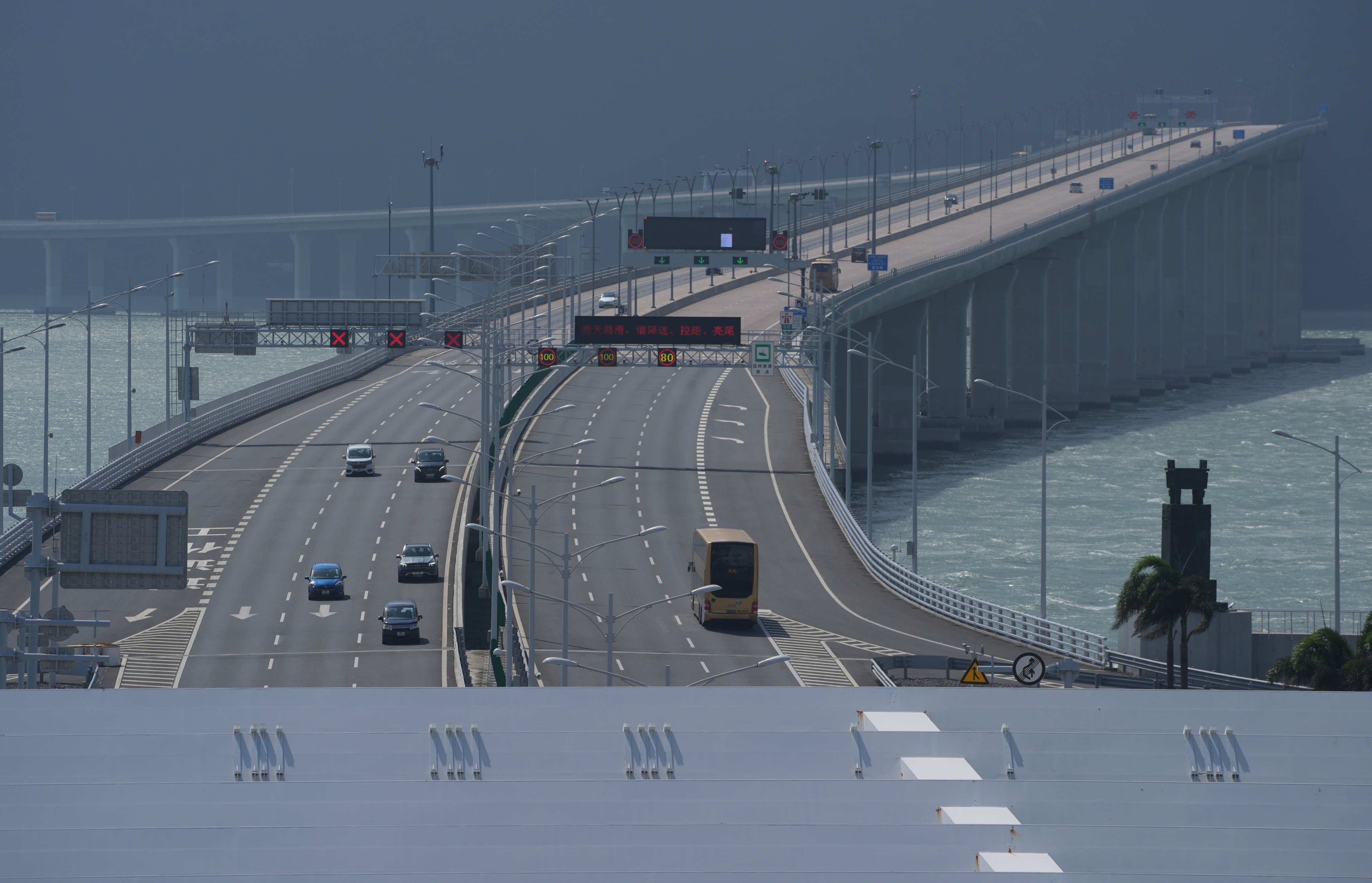 A veteran Hong Kong politician has called for greater policy alignment between jurisdictions overseeing the Hong Kong-Zhuhai-Macau Bridge. Photo: Eugene Lee