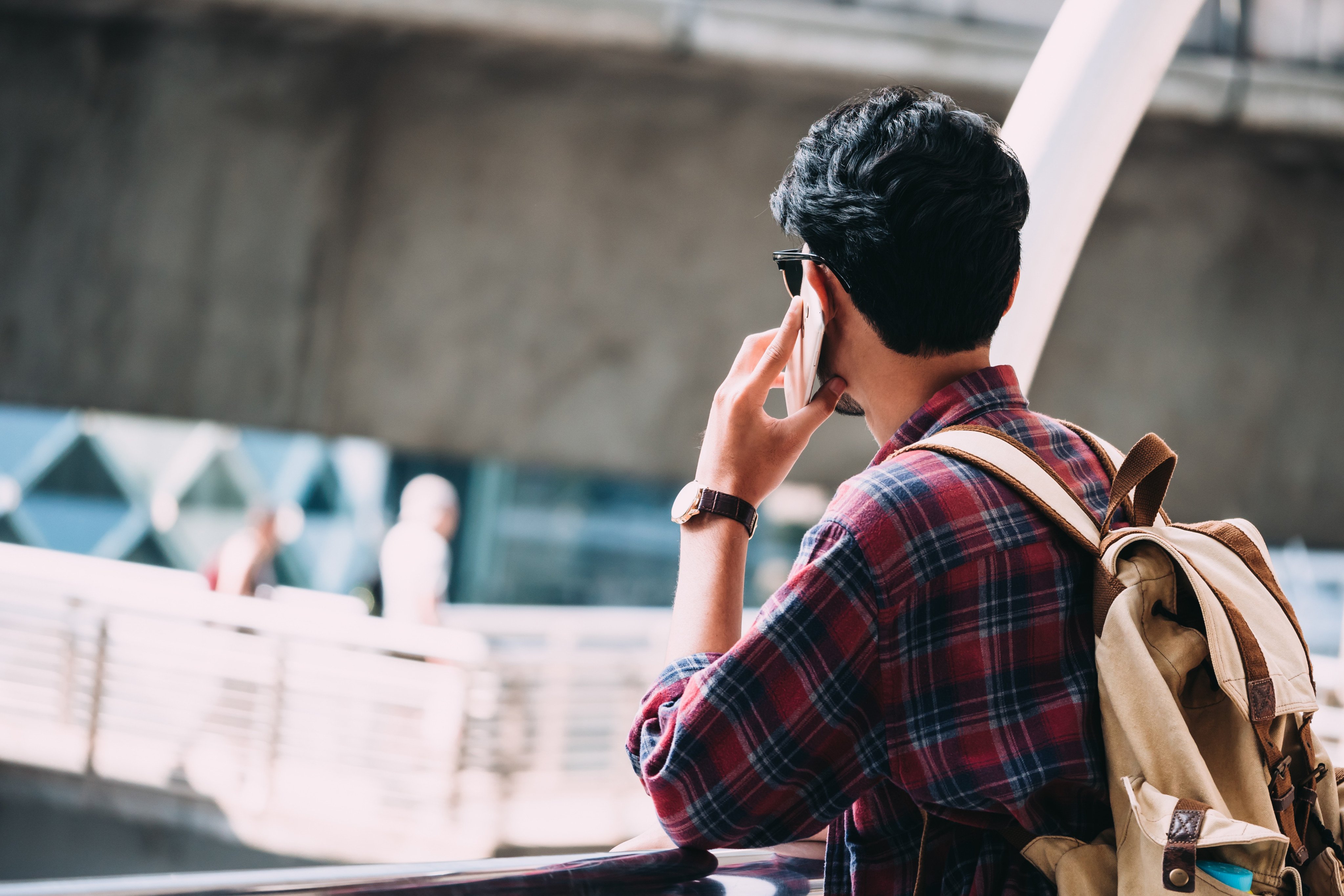 Mobile phone use is not linked to increased brain cancer risk, according to a new WHO-commissioned review of global evidence. Photo: Shutterstock