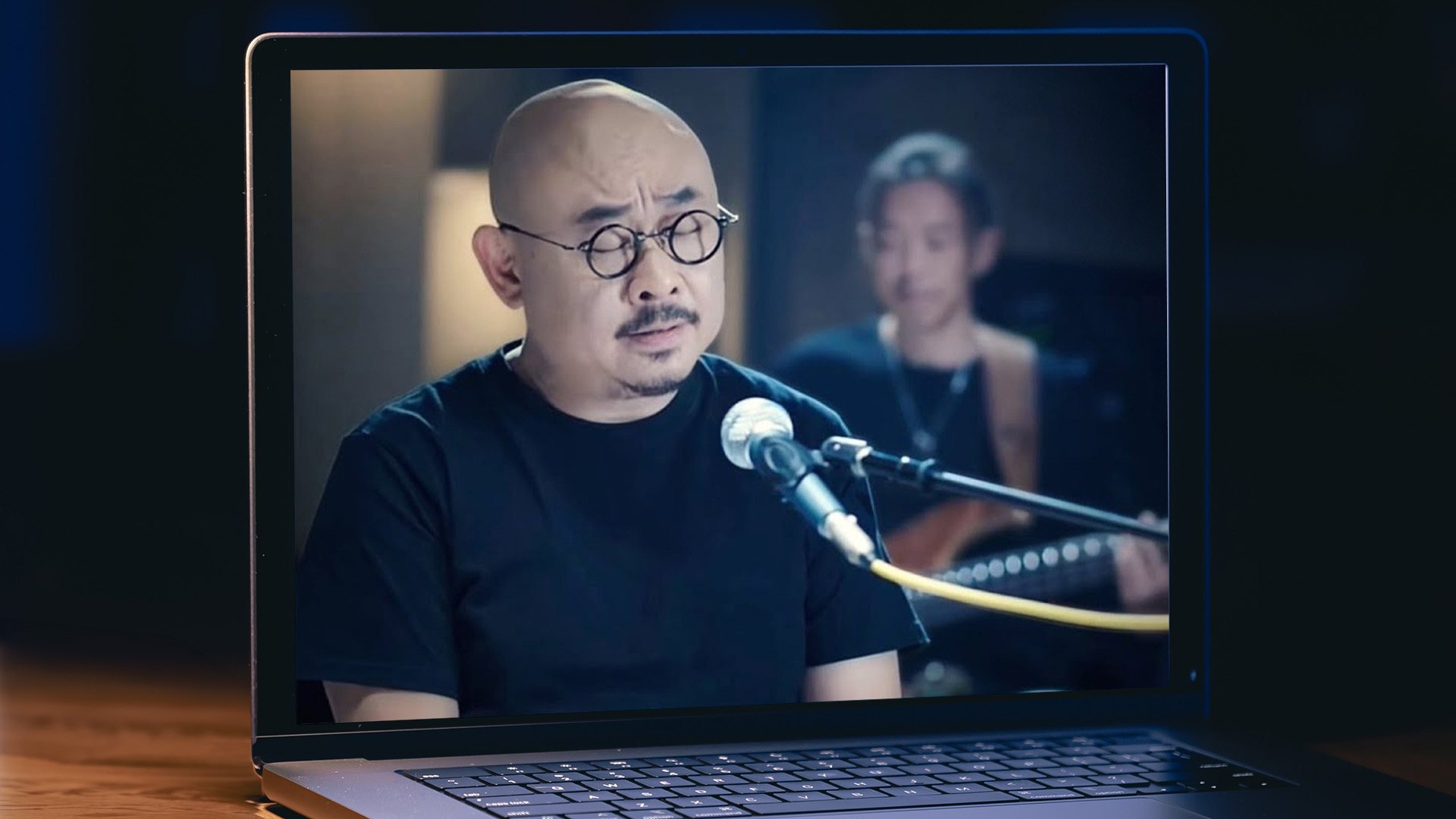 A highly anticipated online concert marked the comeback of veteran Chinese singer Dao Lang, who had been away from the spotlight for a decade. Photo: SCMP composite/Shutterstock/YouTube
