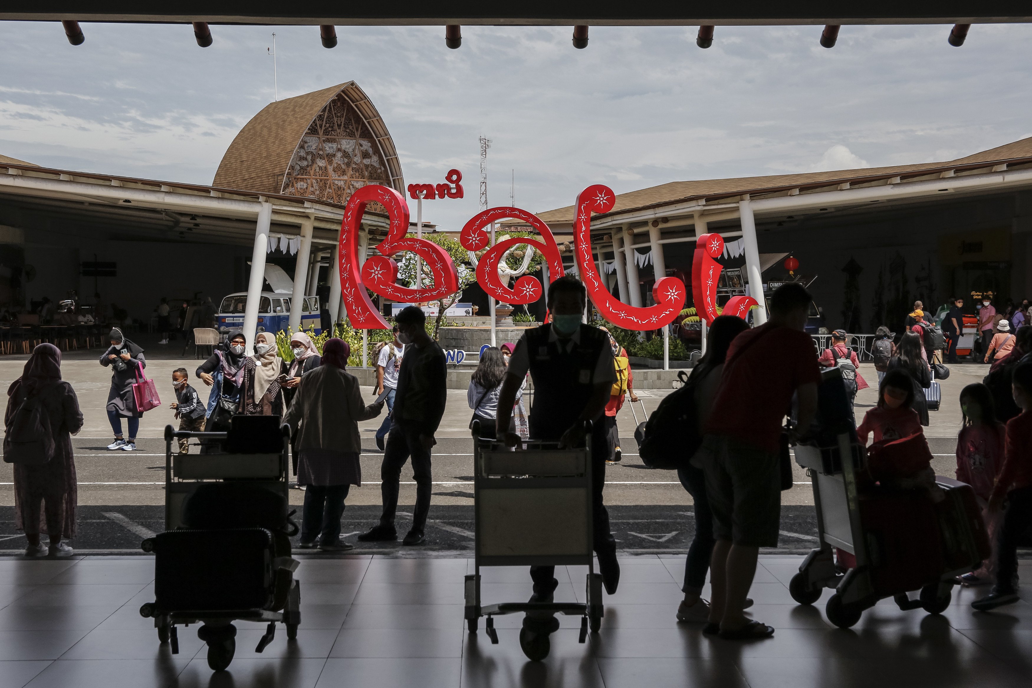 Air Asia is set to launch direct flights from Hong Kong to Bali and Jakarta next month. Photo: Getty Images