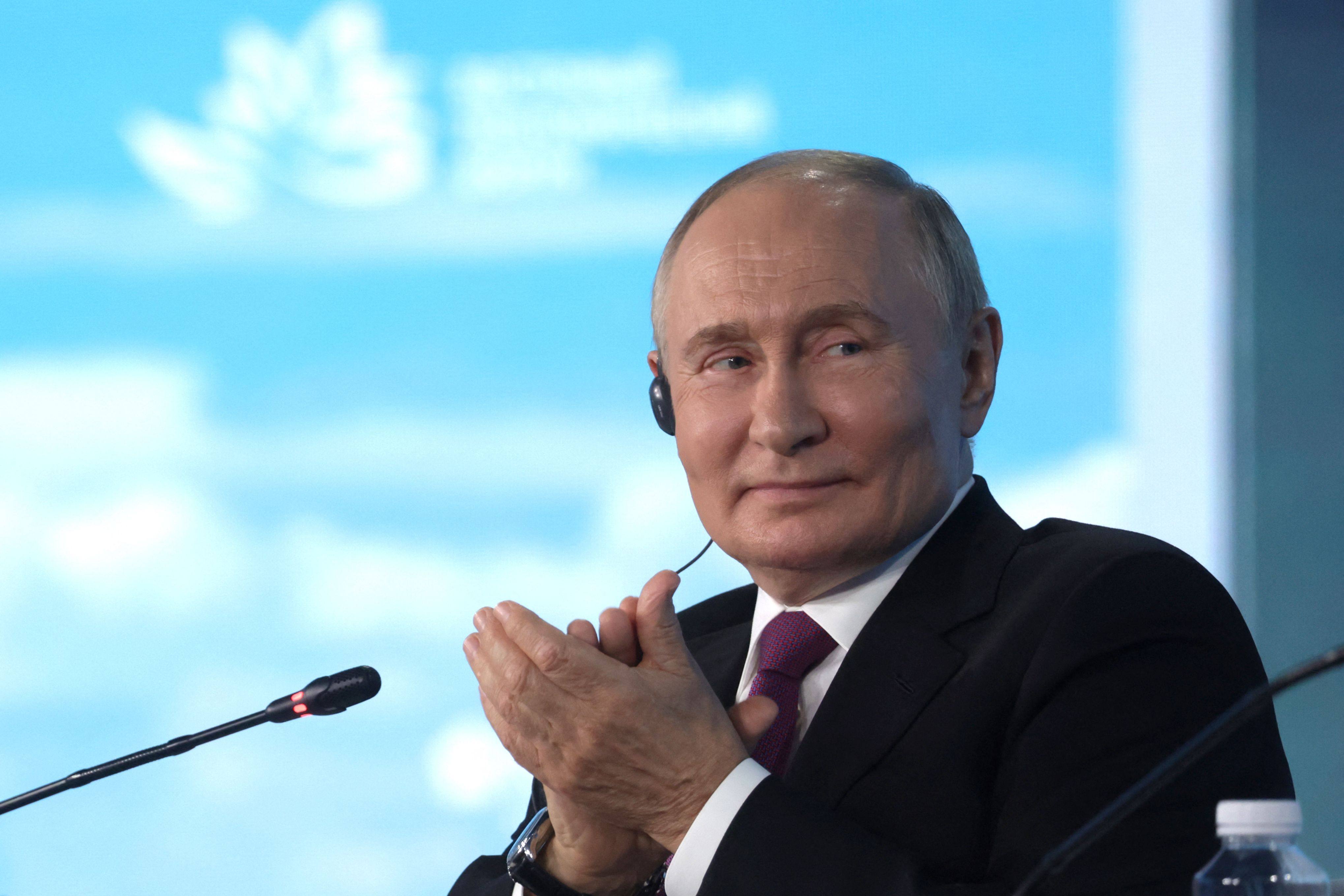 Putin often comments on political and social issues in the United States, often in a mocking way. Photo: AFP