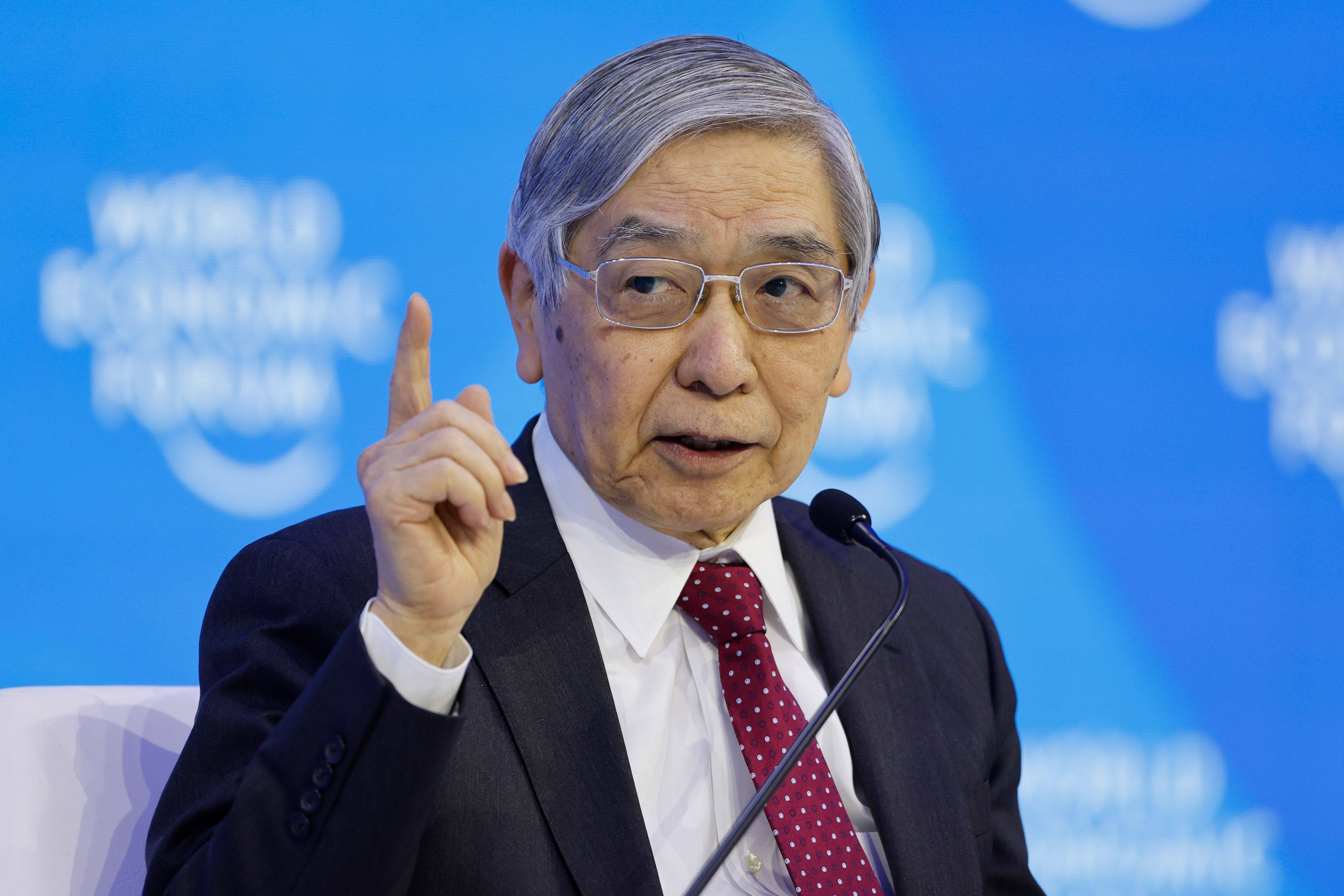 Haruhiko Kuroda, former governor of the Bank of Japan, is among the voices cautioning China over its deflation and low consumer confidence. Photo: Bloomberg