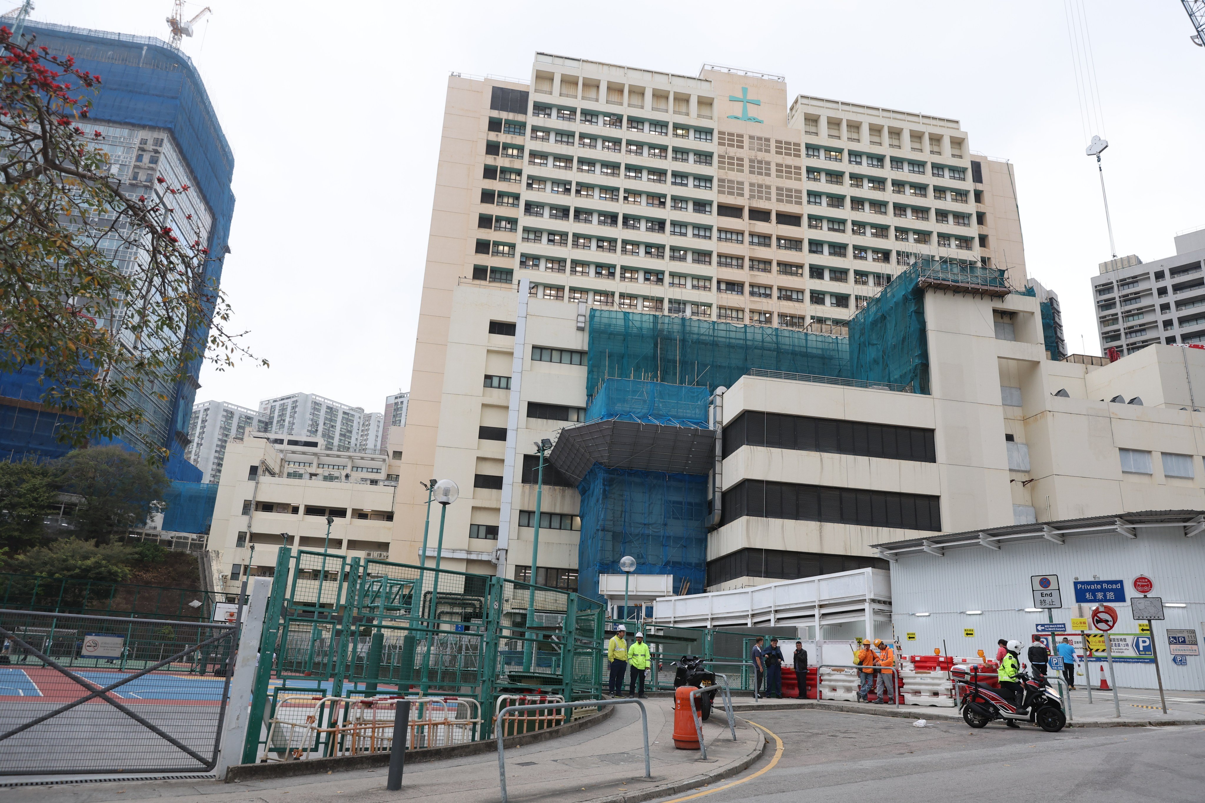 The Hospital Authority says it has requested the main contractor of the United Christian Hospital expansion project to conduct a thorough investigation and submit a report. Photo: Edmond So