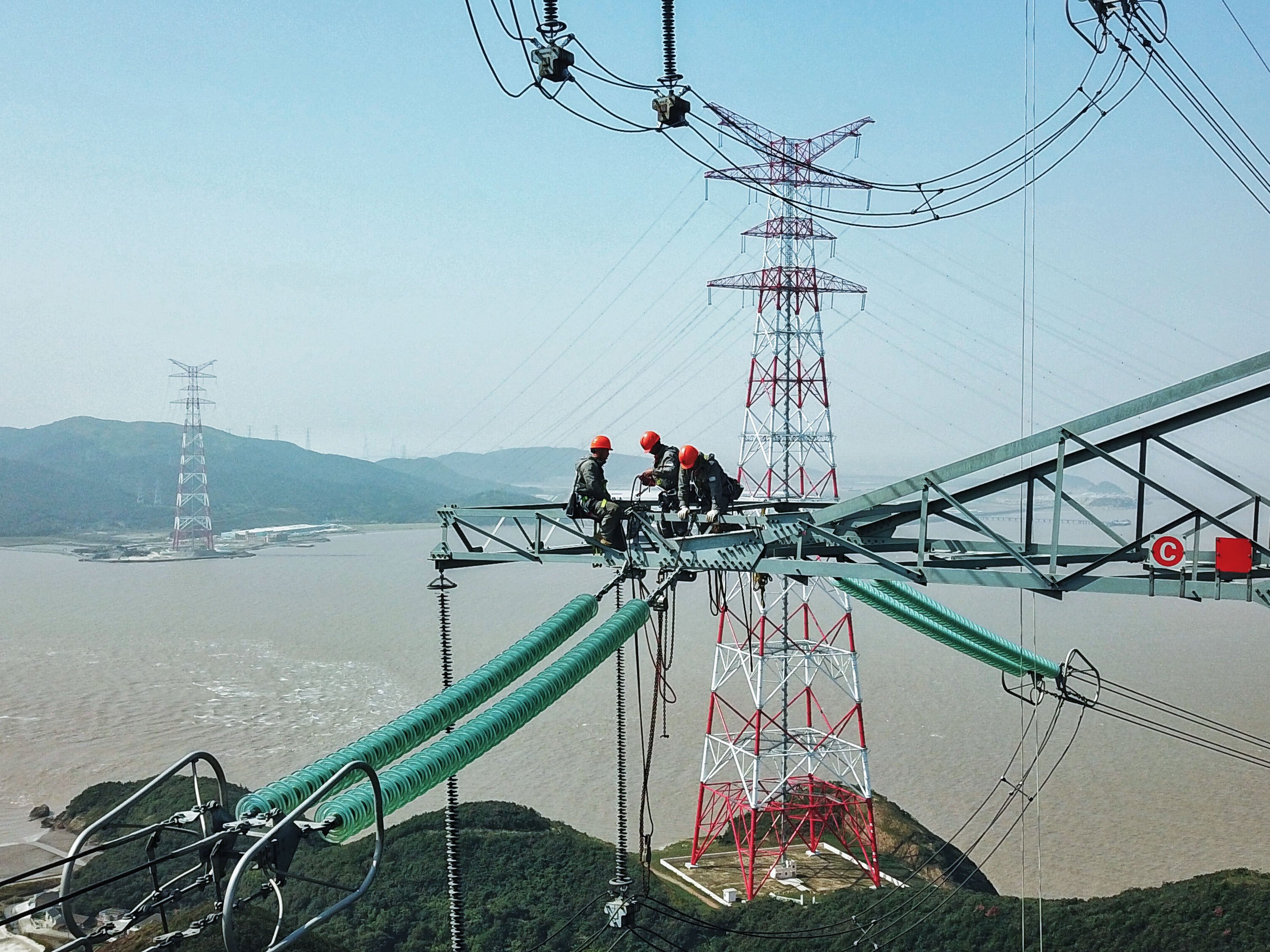 China’s state-owned enterprises and other “safe” industries are diverting capital from more dynamic sectors, research group Rhodium has warned. Photo: Xinhua