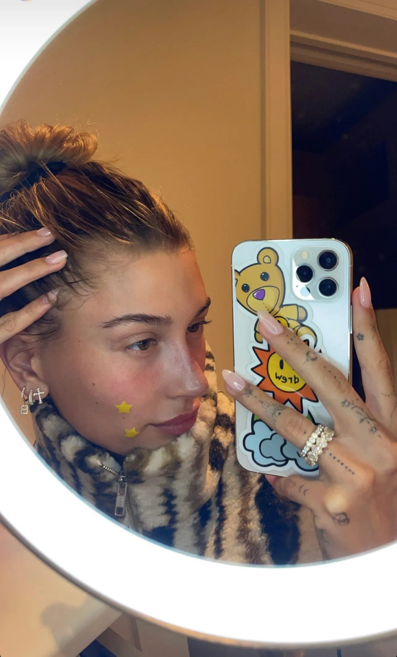 Starface and other pimple patch brands are attracting even A-listers like Hailey Bieber and Florence Pugh to try their simple spot fix. Photo: @haileybieber/Instagram