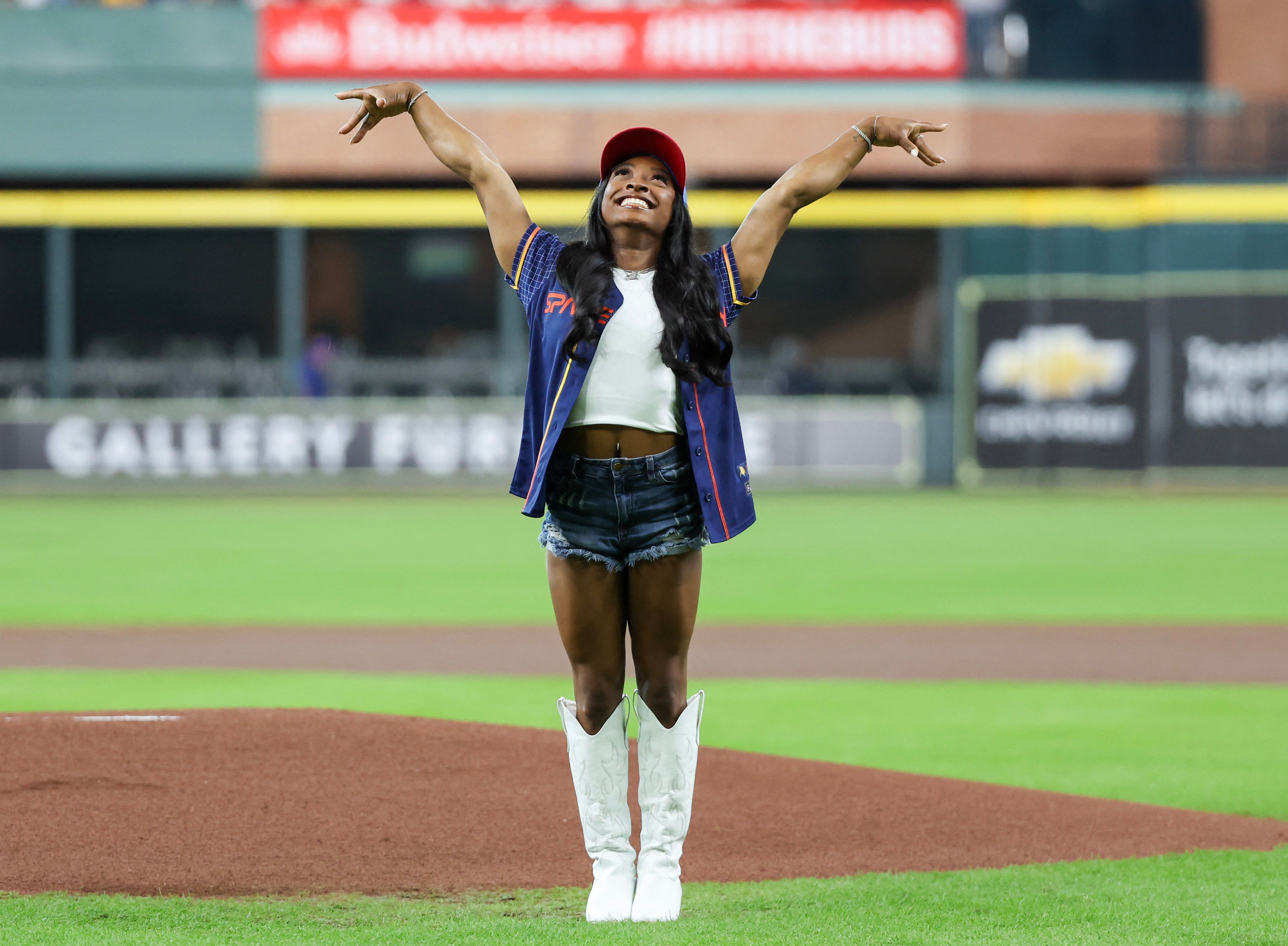 Simone Biles keeps a ‘worry journal’ to ease anxiety. Photo: USA TODAY Sports