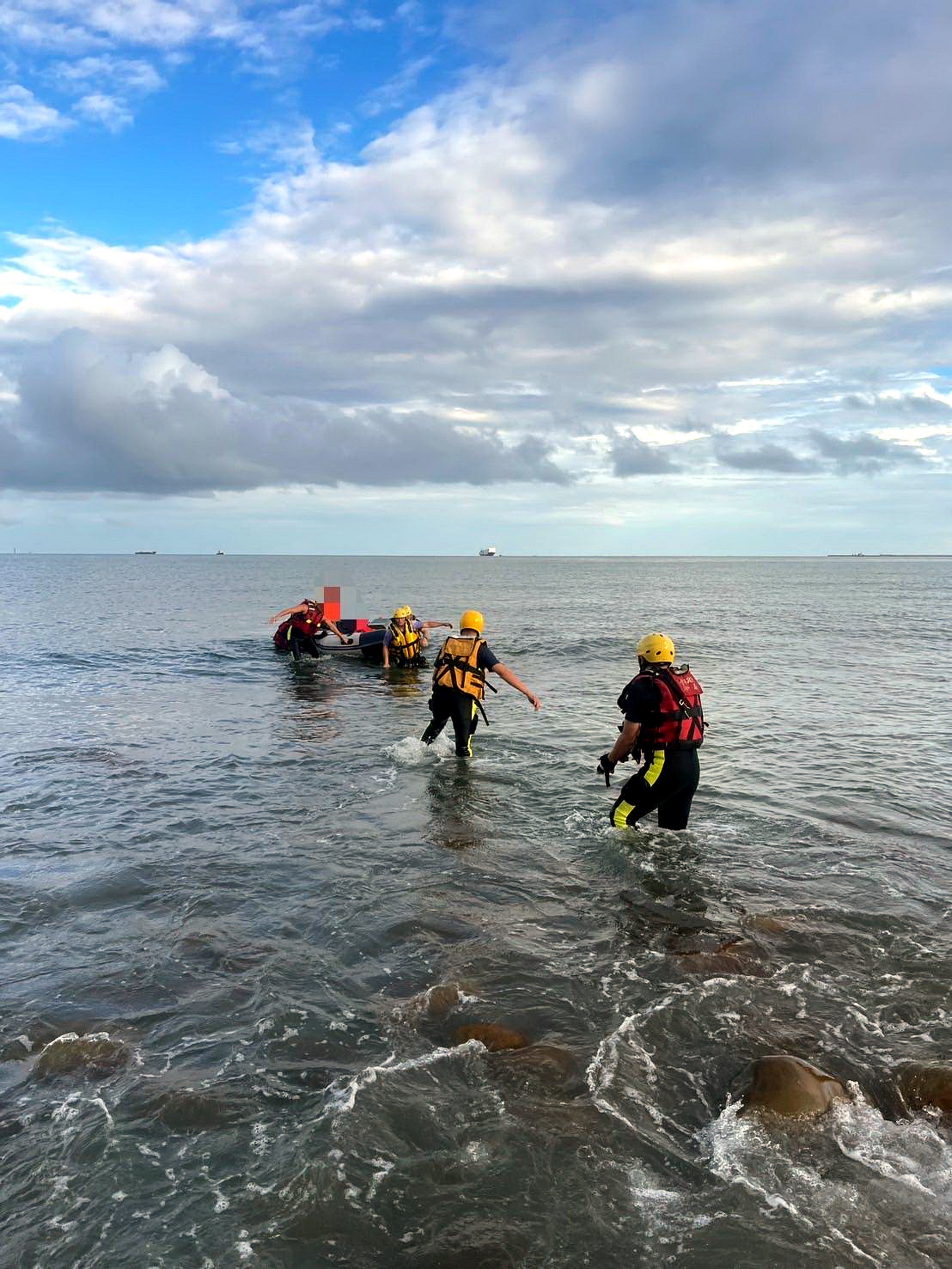 Taiwan’s coastguard says a 30-year-old Chinese man surnamed Wang appeared on the beach in Linkou district, New Taipei City, on a rubber boat on September 14. Photo: CNA