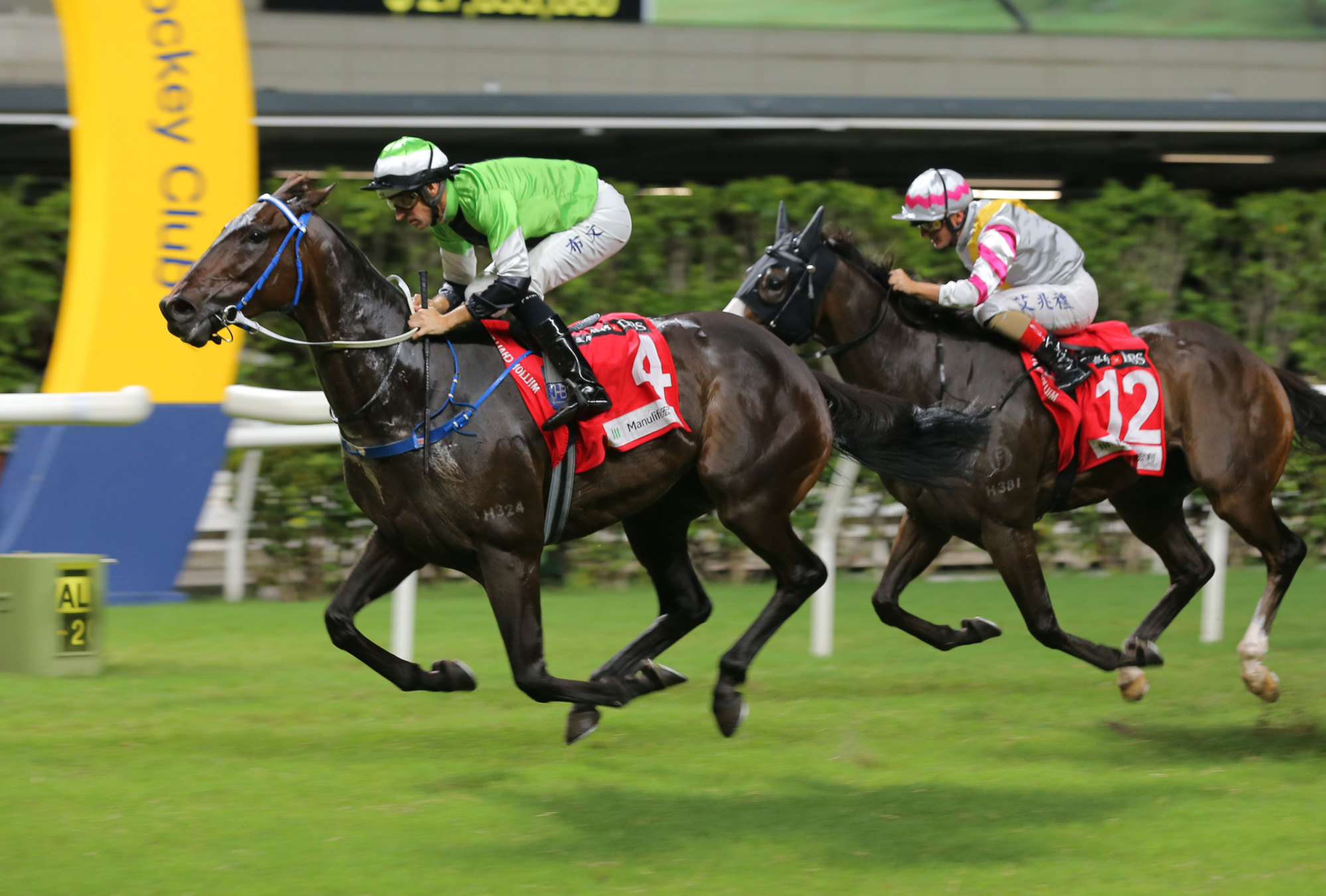 Noble Pursuit hits the line powerfully for a fourth career win.