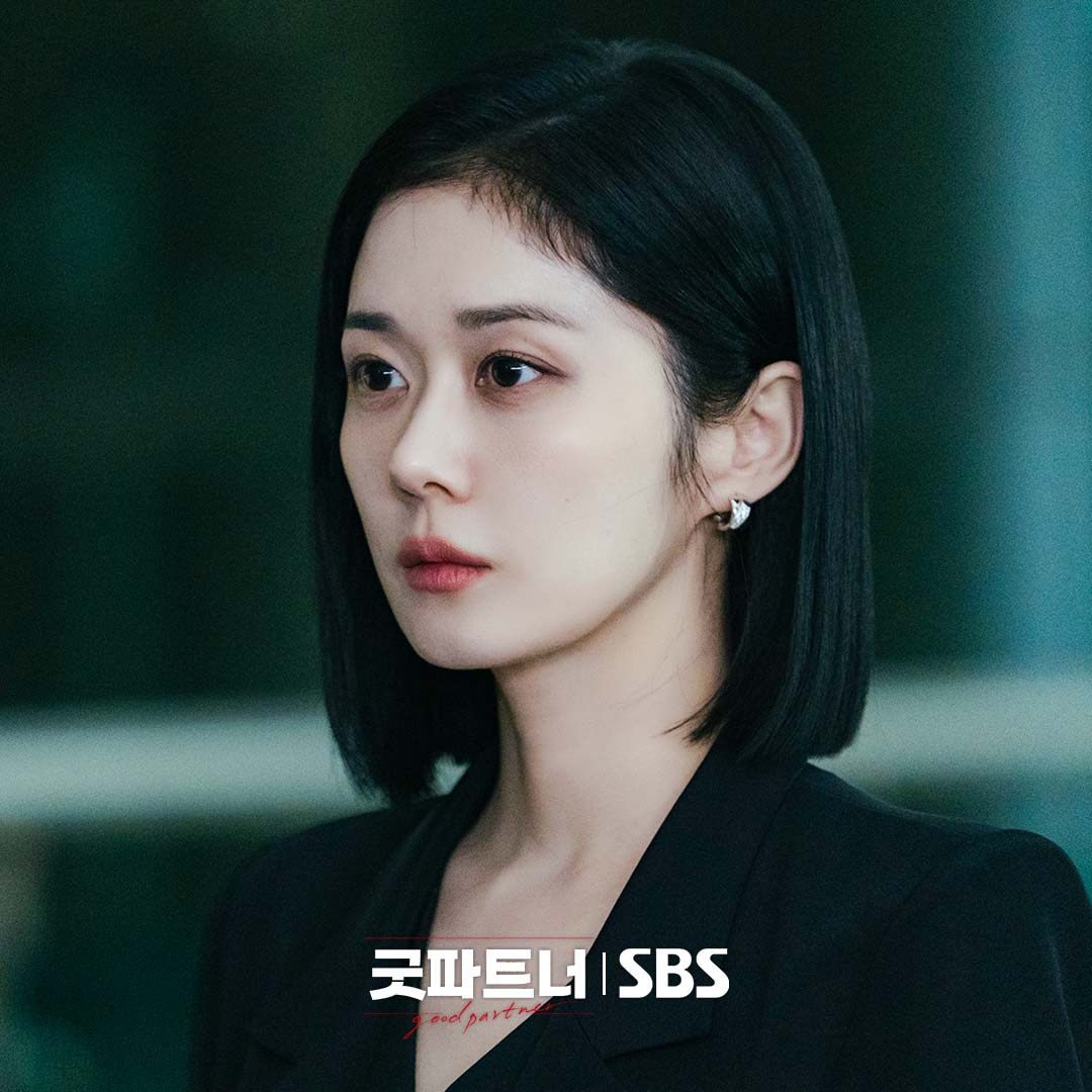 Jang Na-ra in a still from Good Partner.