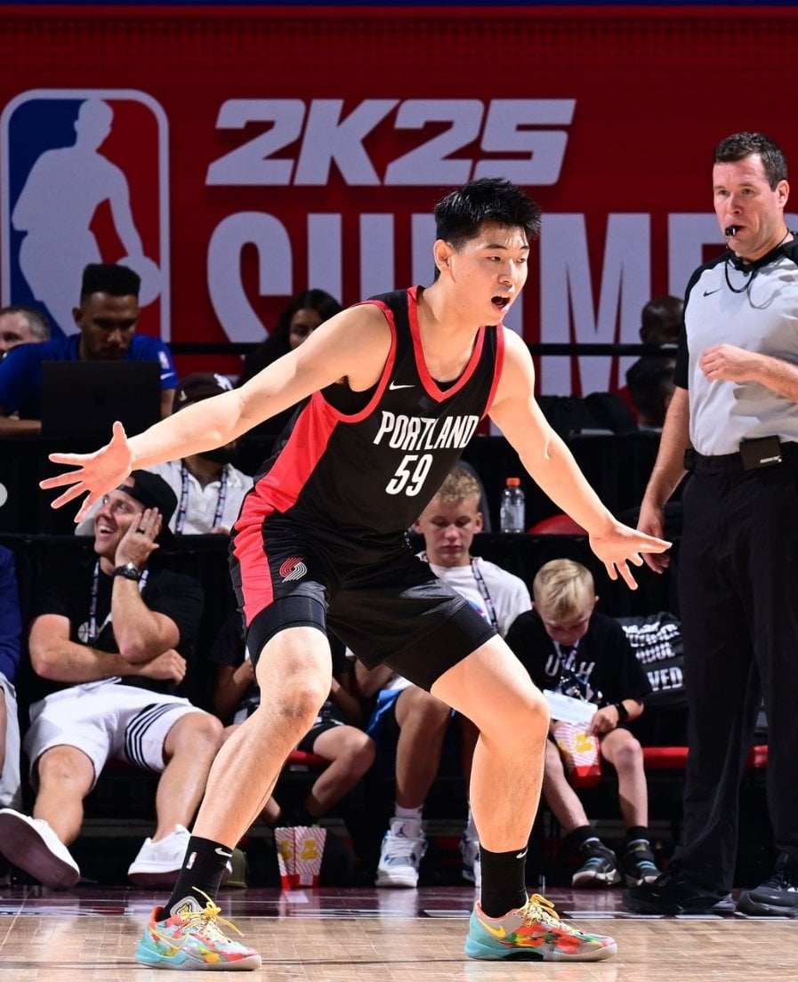 Jacky Cui in action in the NBA Summer League with the Portland Trail Blazers. Photo: Instagram/jacky_cui_