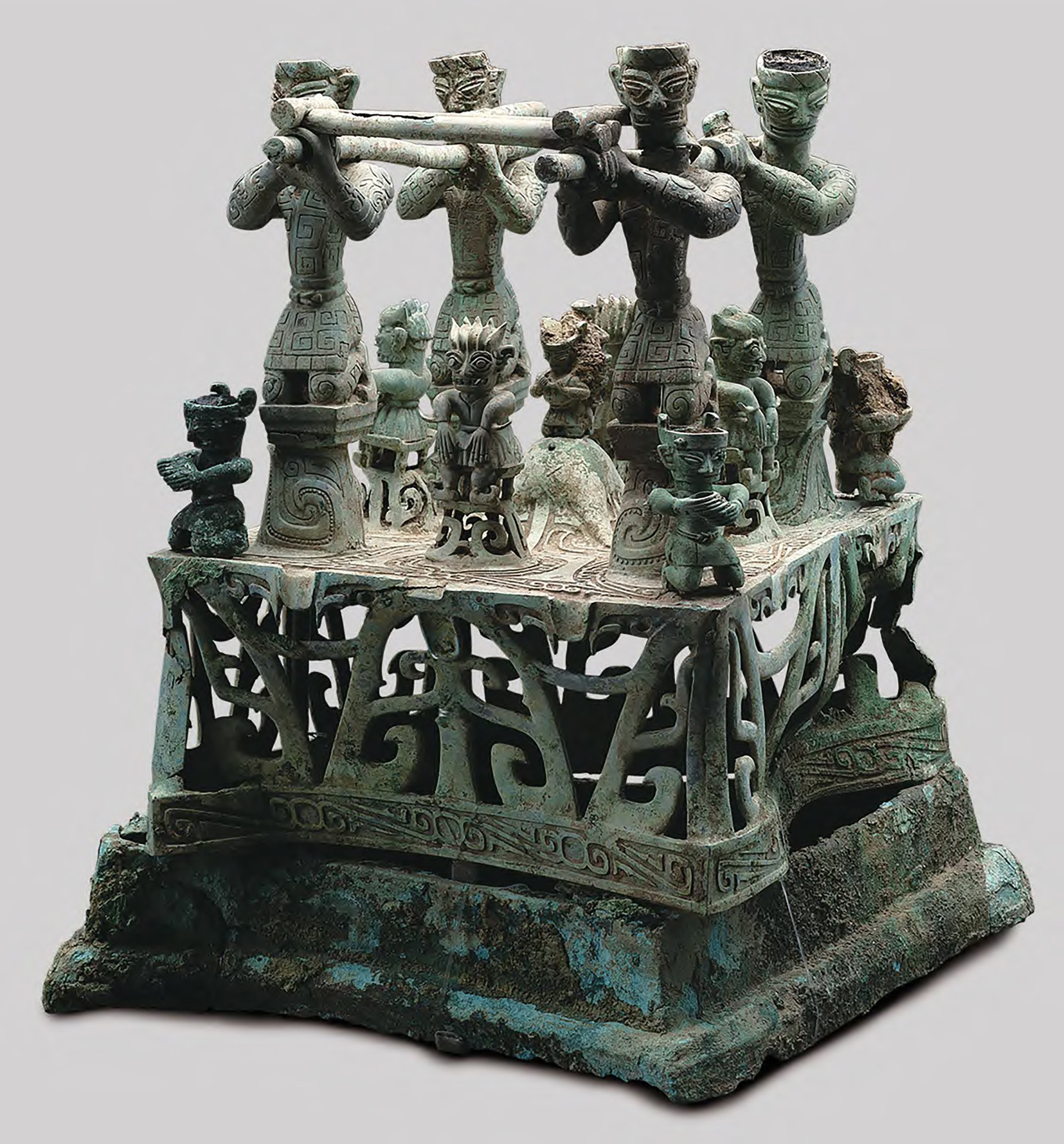 A platform adorned with 13 bronze figures is among the dazzling relics recovered from the Sanxingdui pits between 2020 and 2022. Photo: Sichuan Cultural Relics