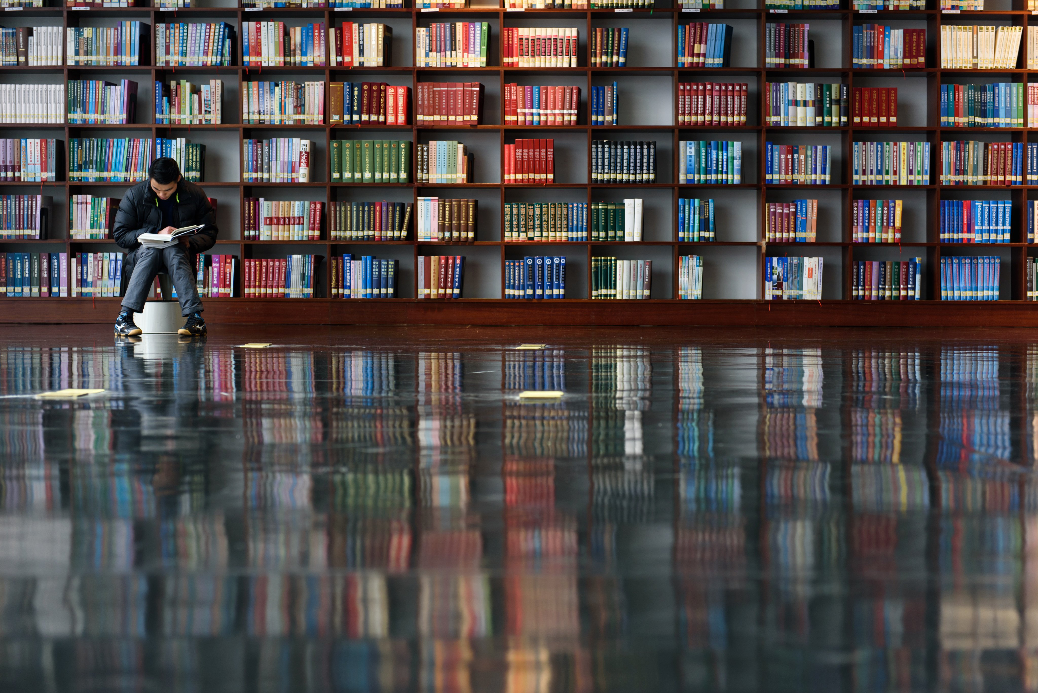 Allegations of reading politically forbidden books have appeared in at least a dozen corruption case readouts this year in China. Photo: Shutterstock