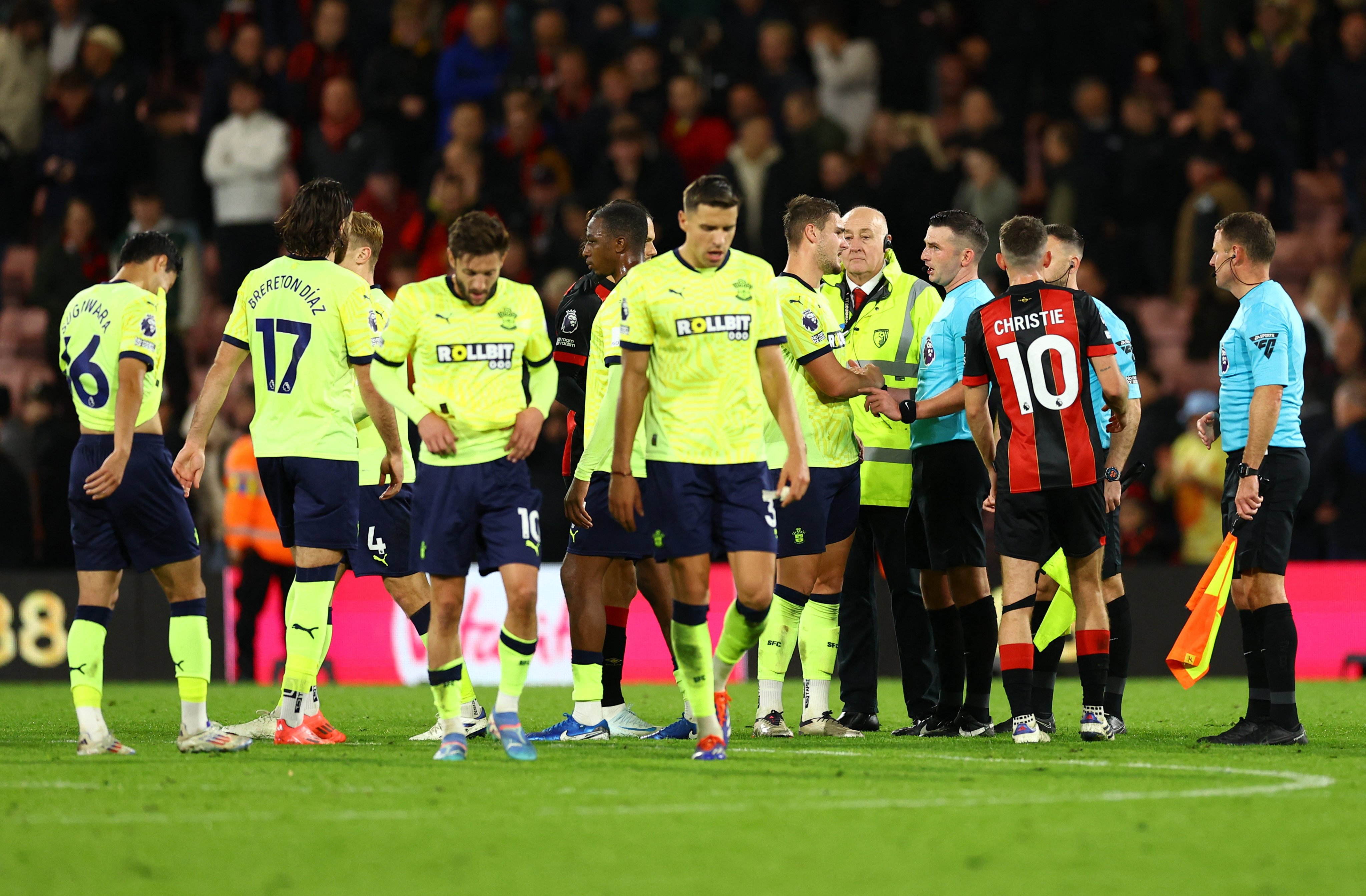 Southampton’s players troop off the field after their latest Premier League defeat at Bournemouth. Photo: Reuters