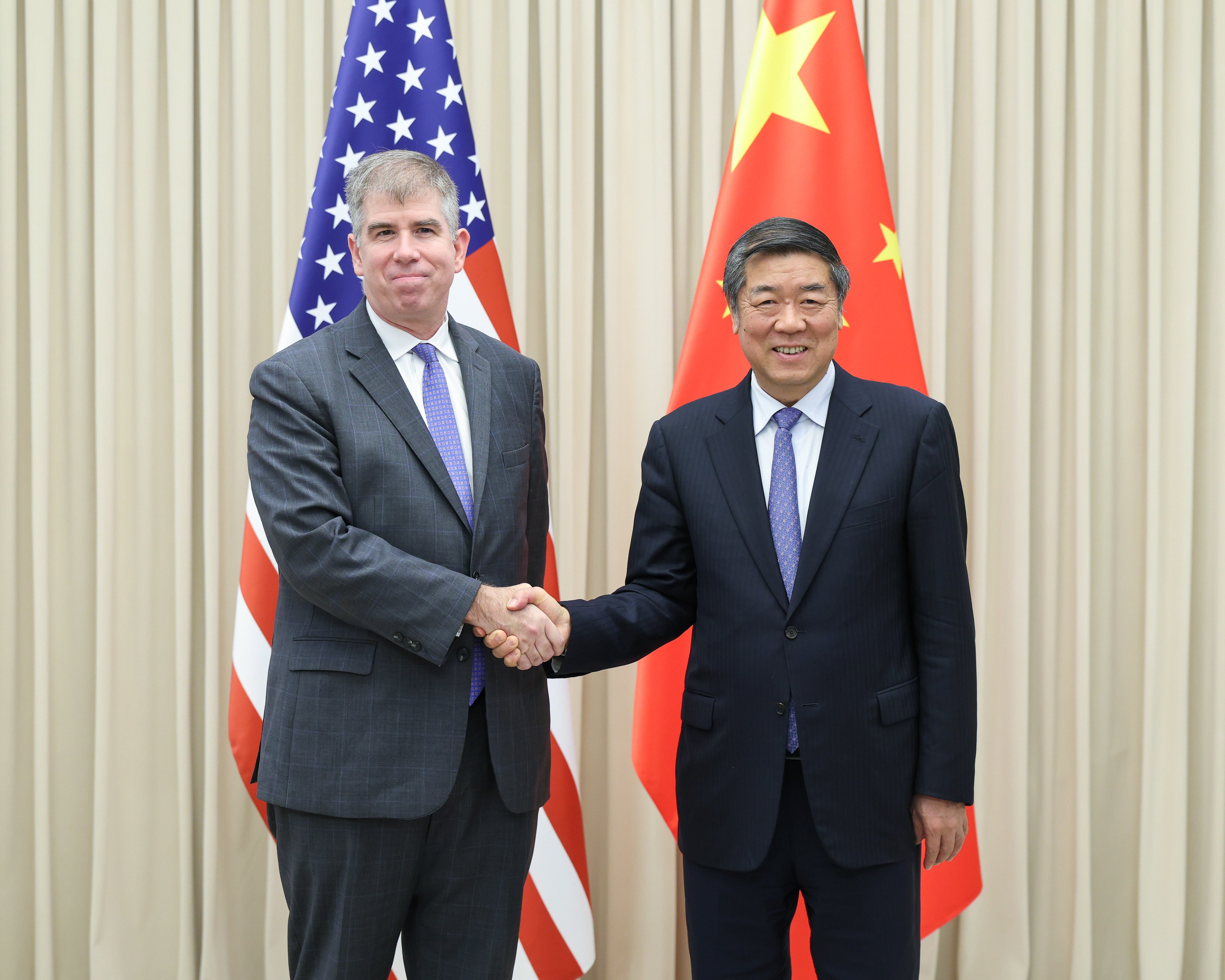 Chinese Vice-Premier He Lifeng meets a delegation led by Jay Shambaugh, undersecretary for international affairs at the US Department of the Treasury, in Beijing in September. Photo: Xinhua