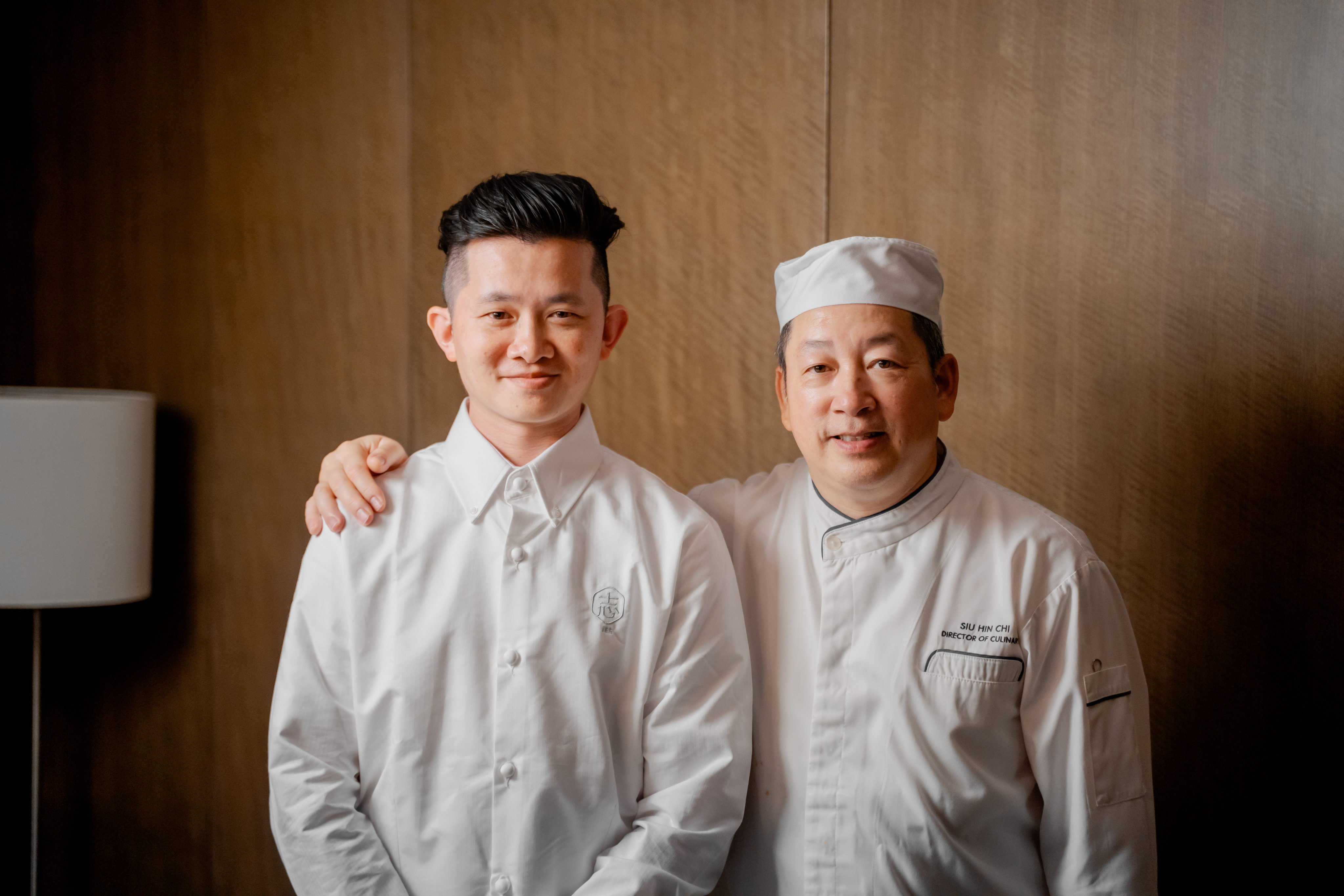 Chef Oliver Li with Ying Jee Club executive chef Siu Hin-Chi. Photo: Jee