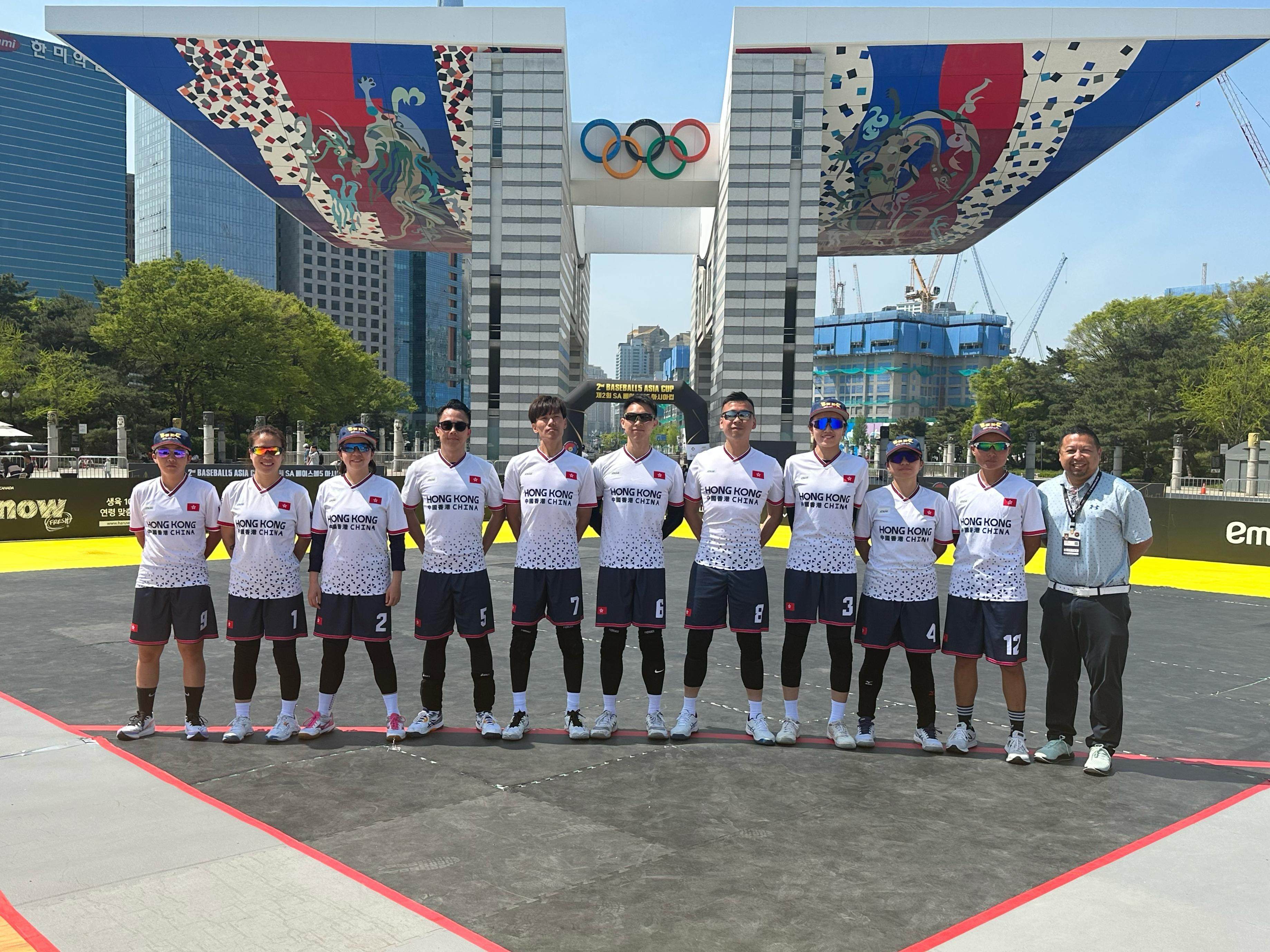 Dave Ho (far right) with the Hong Kong team that will compete in their home World Cup.