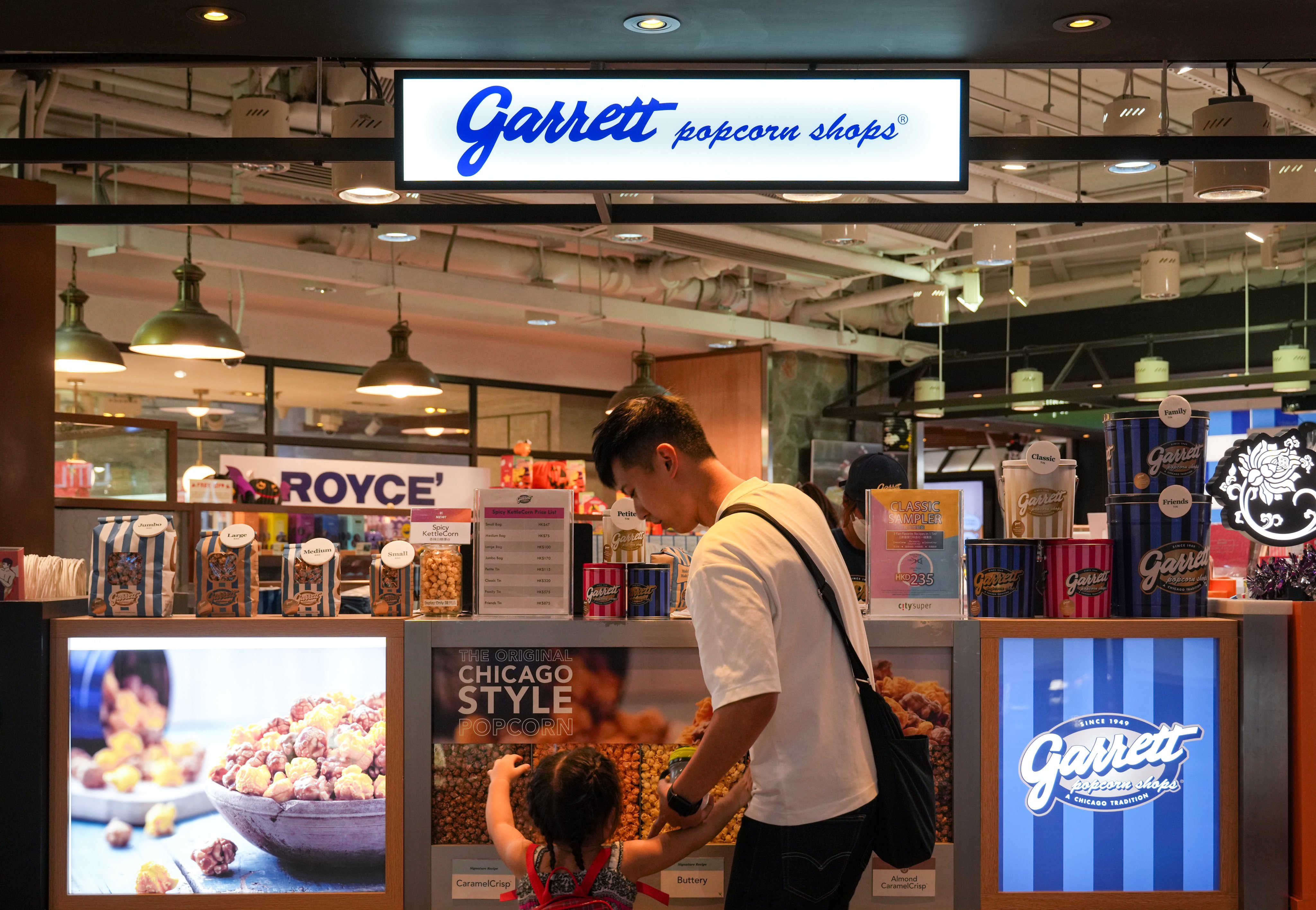 Garrett Popcorn Shops says it will close all of its branches in Hong Kong after 13 years in the city. Photo: Sam Tsang