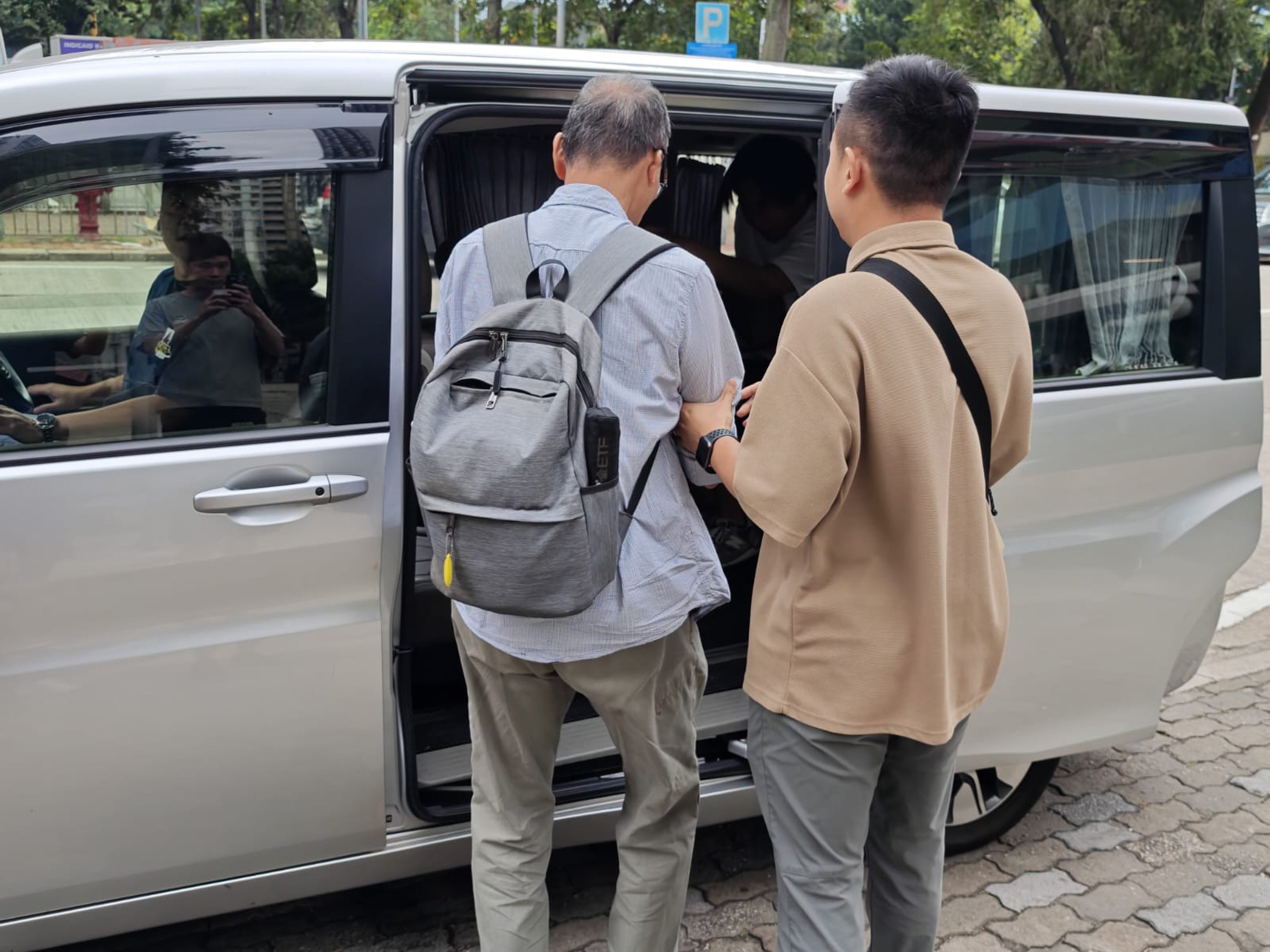 Police arrest an elderly man in Cheung Sha Wan on suspicion of indecent exposure. Photo: SCMP