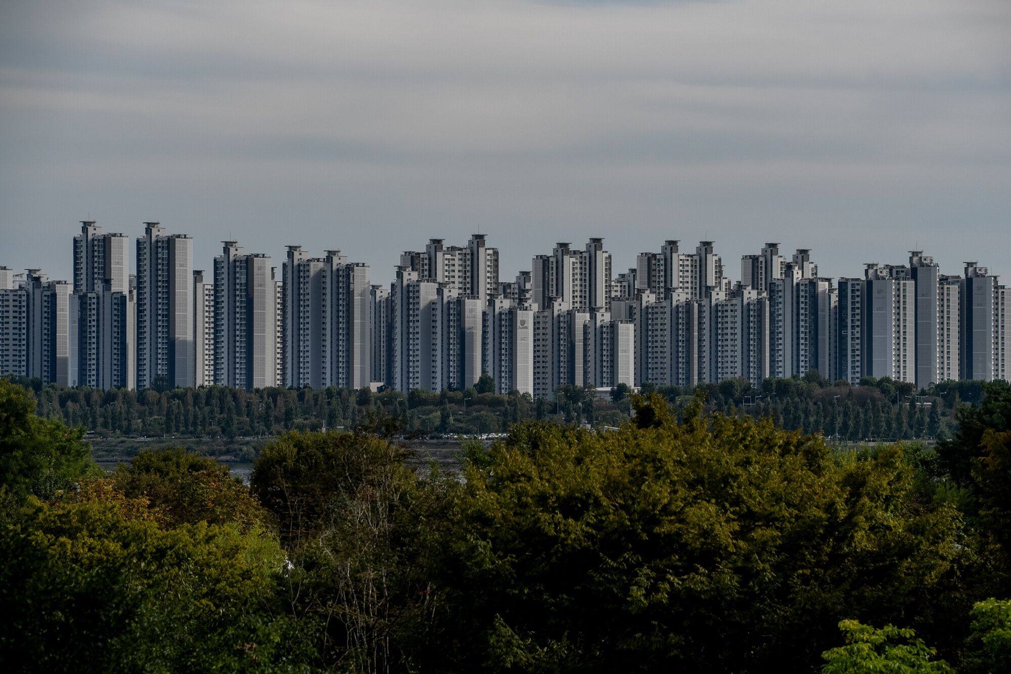 A woman was jailed for throwing her 11-month-old nephew from a high-rise residential complex in South Korea. Photo: Bloomberg