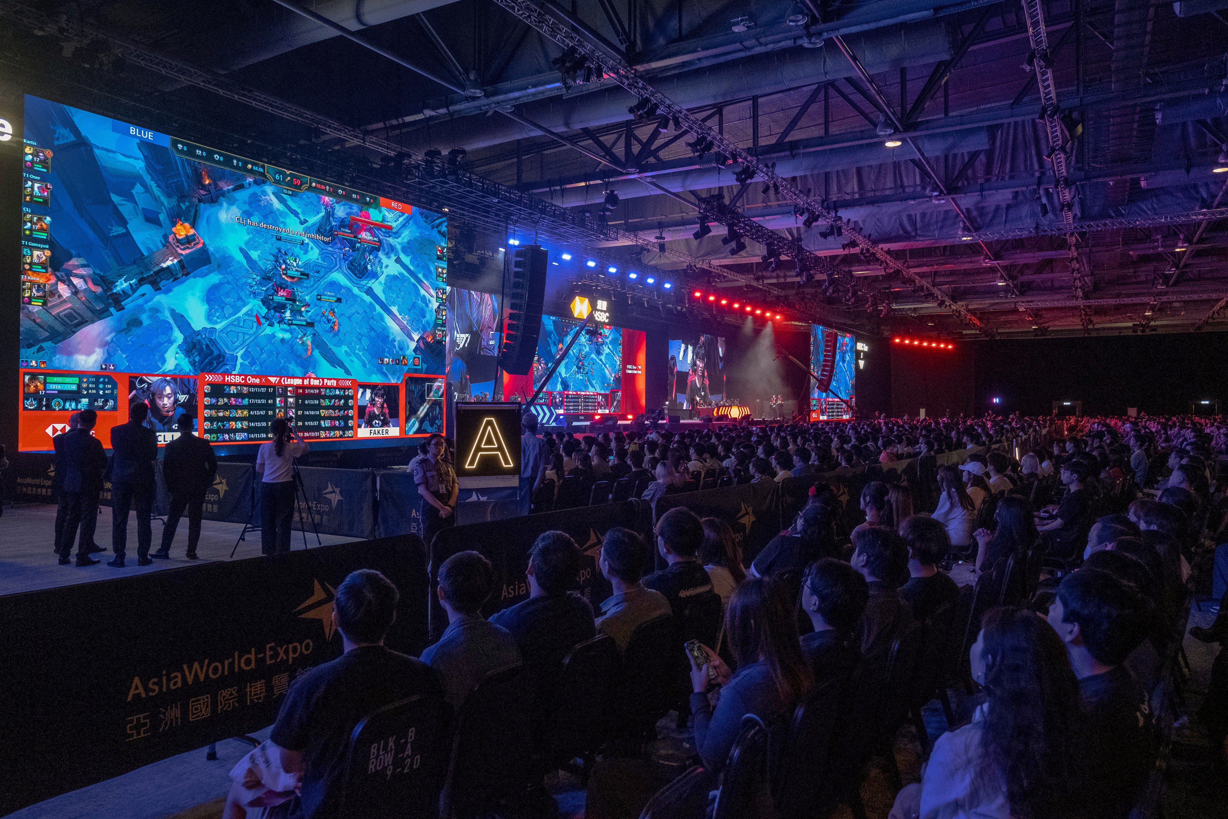 Fans gathered at AsiaWorld-Expo on September 22 to see the South Korean stars play. Photo: Connor Mycroft