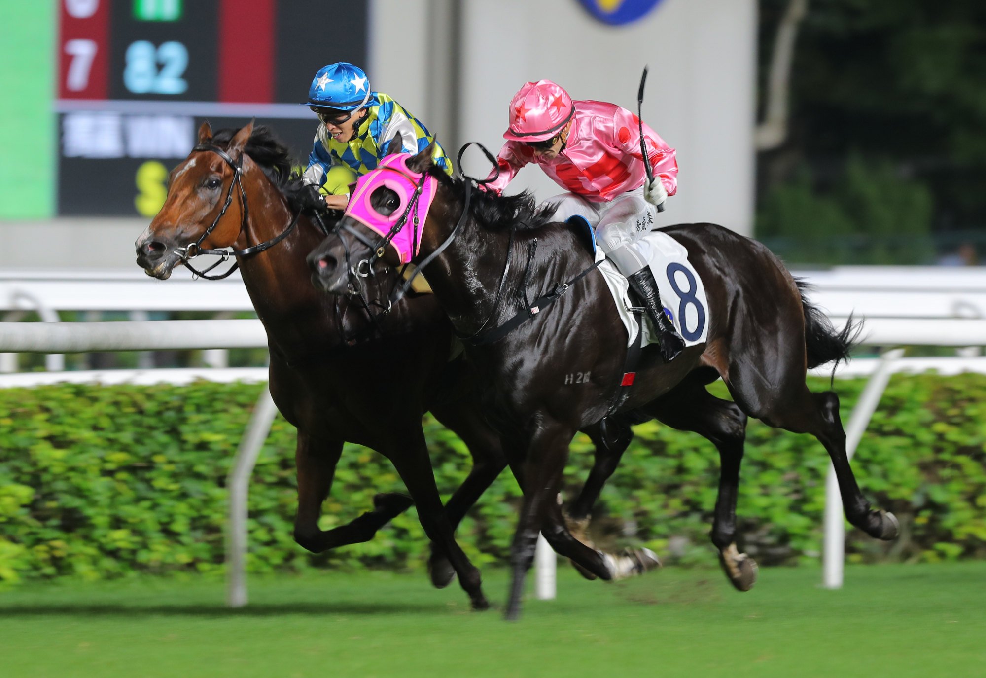 Vincent Ho and Galaxy Patch (inside) narrowly get the better of Chancheng Glory in the Group Three Lion Rock Trophy.