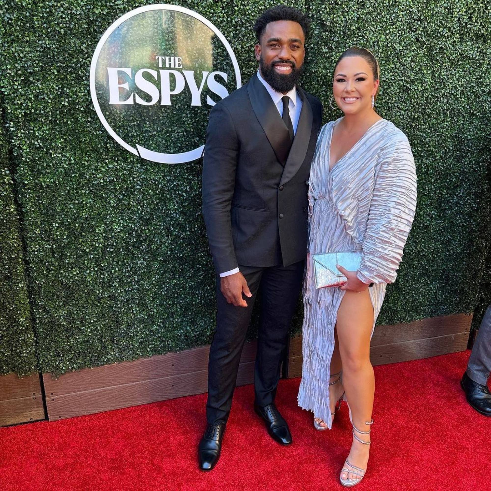 Meet Raheem Mostert's wife Devon, who called Kamala Harris 'garbage'. The  Miami Dolphins star's partner of 7 years is getting backlash online after  weighing in to back Republican governor Ron DeSantis |