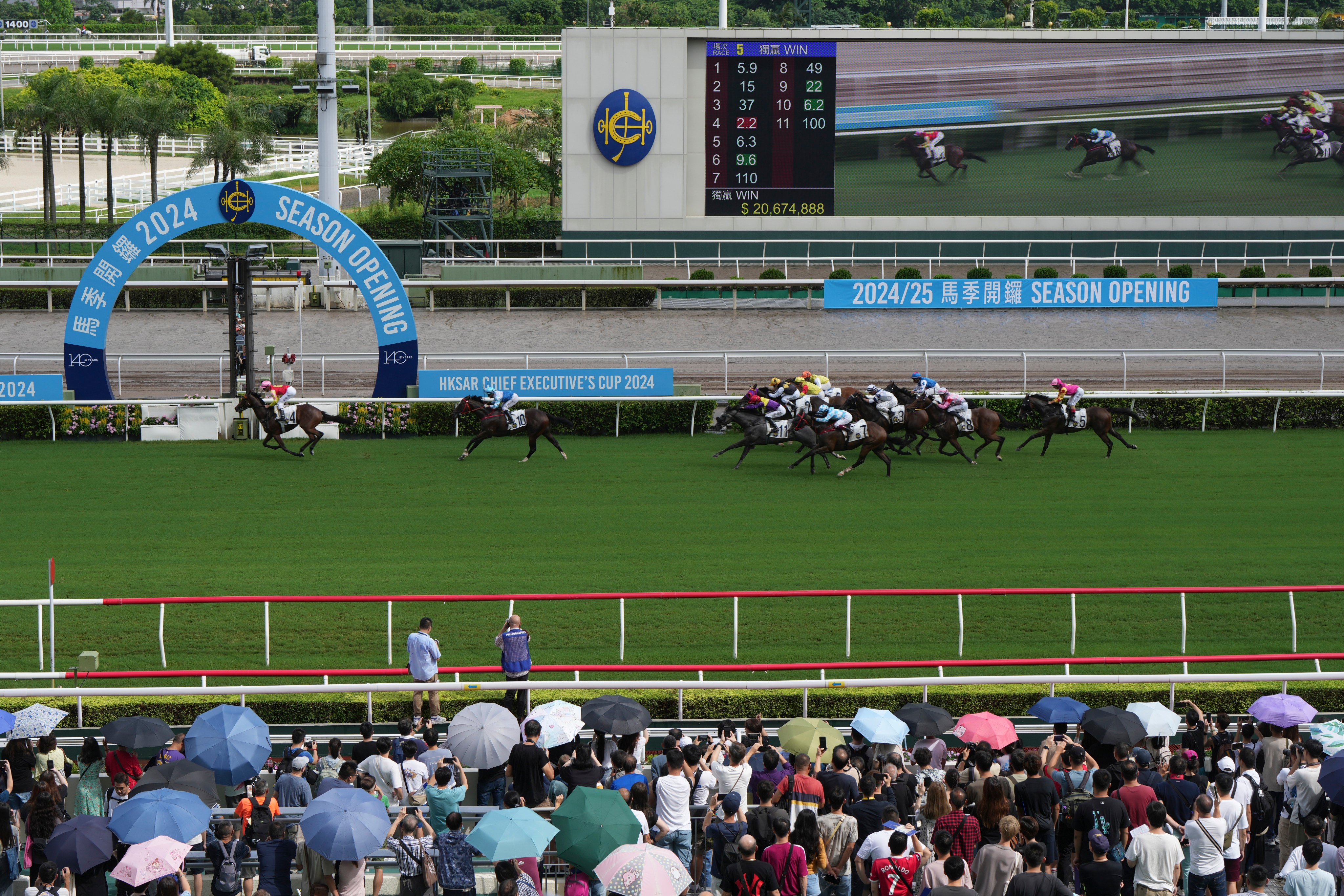 Hong Kong’s offering of horse racing has made it unique in the region as neighbouring cities such as Singapore and Macau had done away with the sport in recent years, a source says. Photo: Sam Tsang